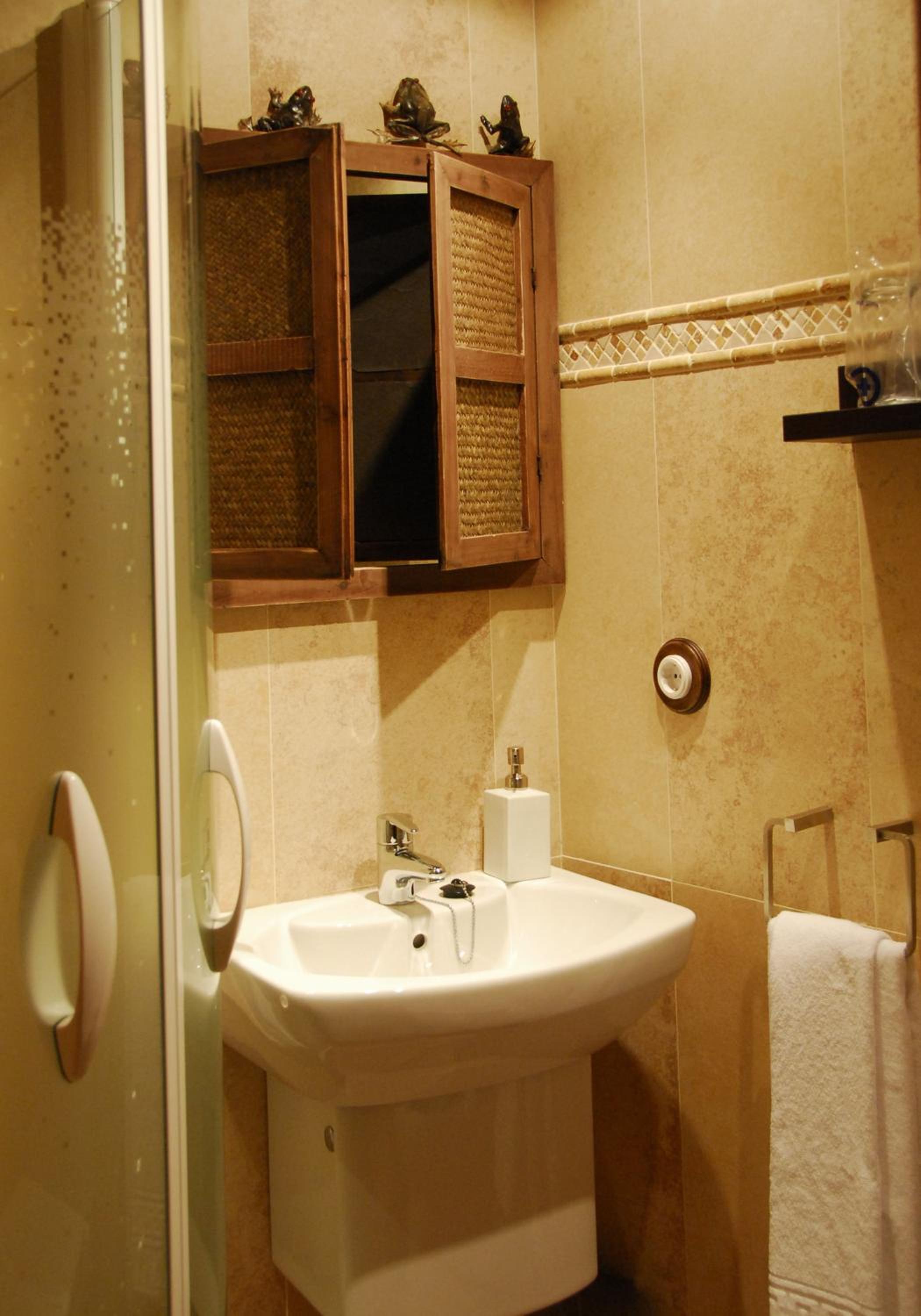 Double Room with Panoramic View - Photo 26
