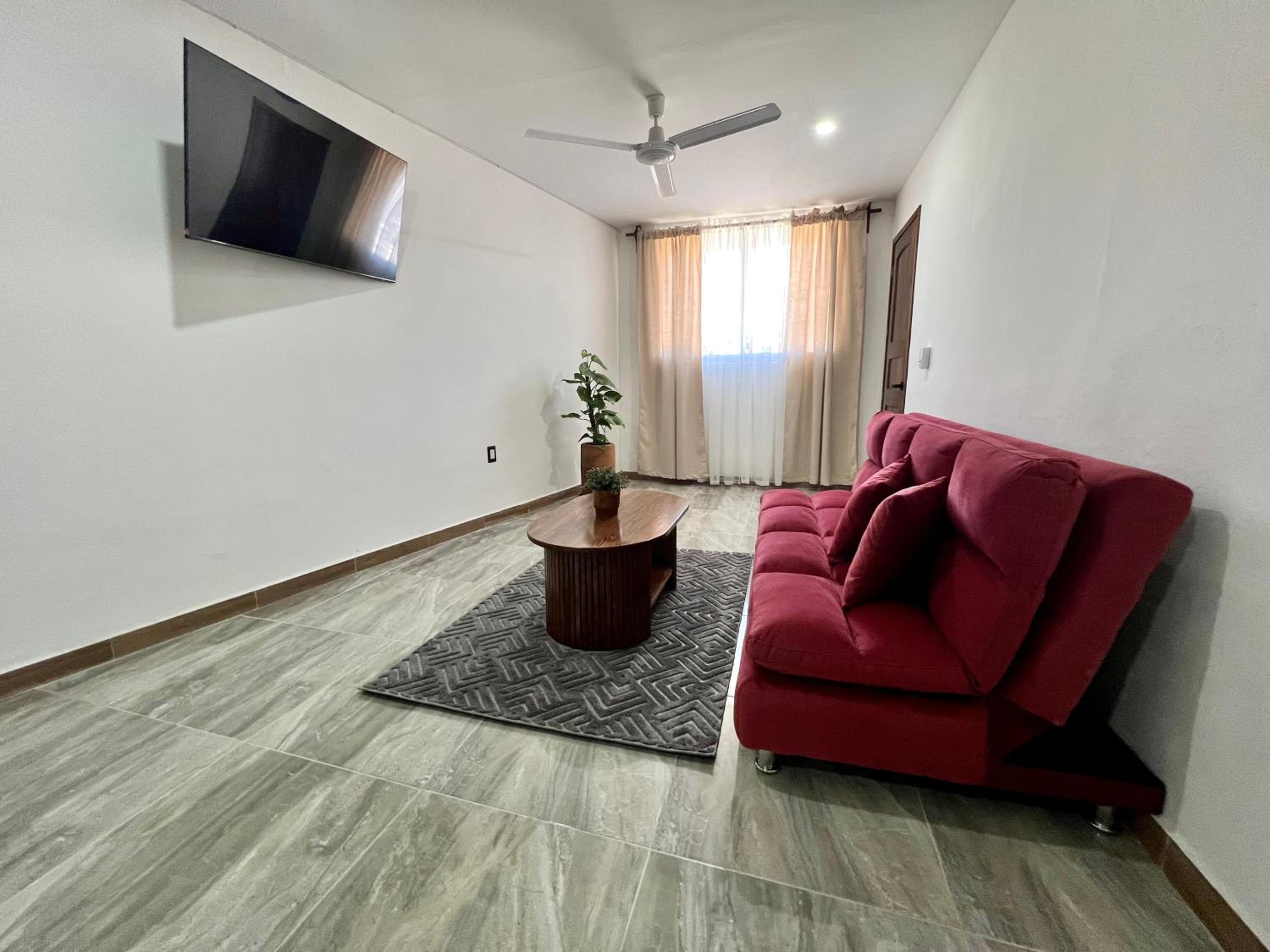 Apartment photo 2