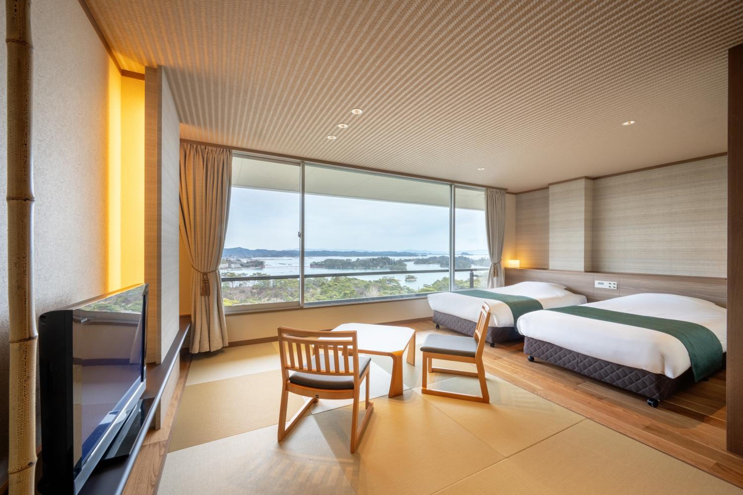 Family Room with Sea View photo 3