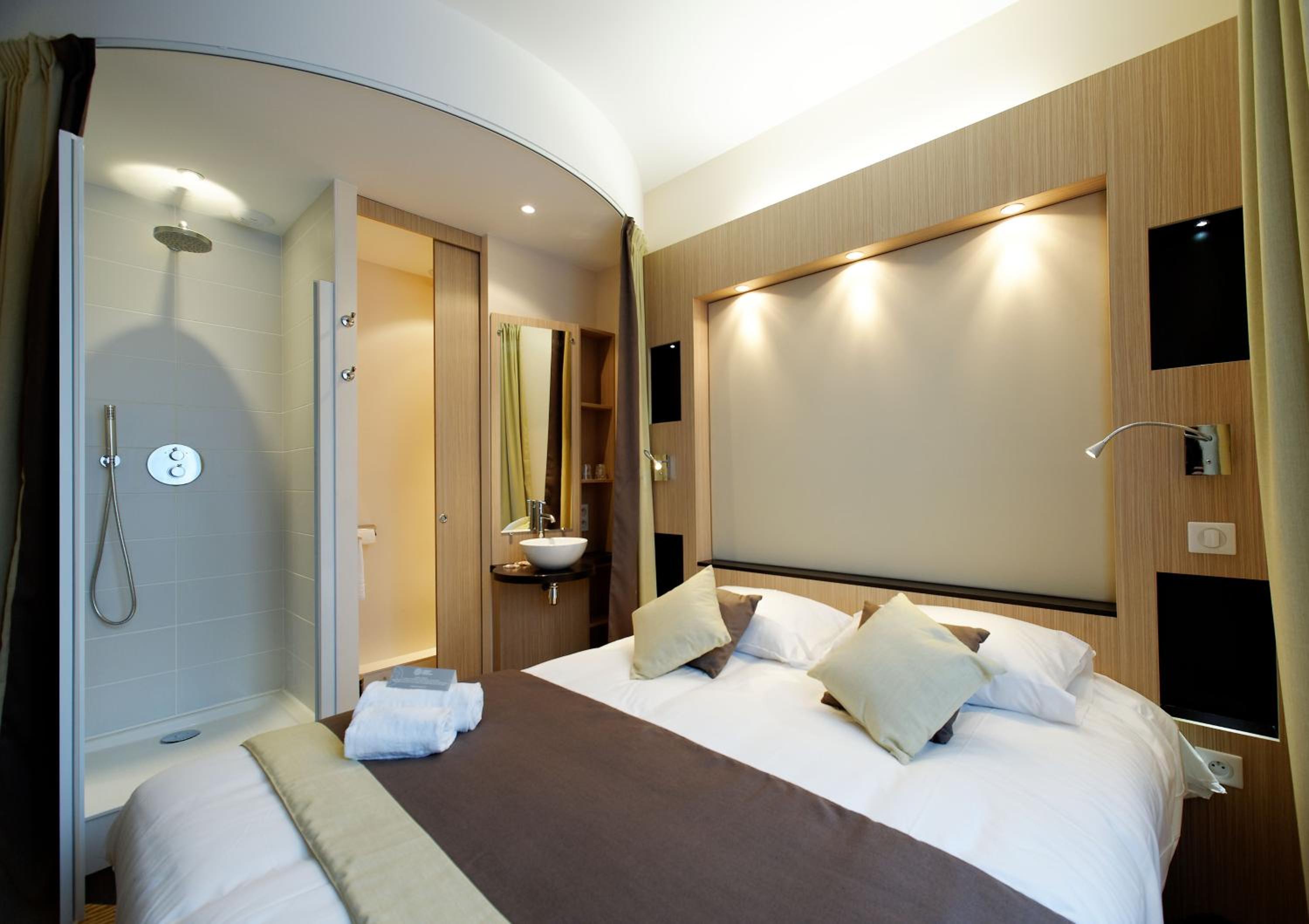 Cozy Double Room - Photo 4