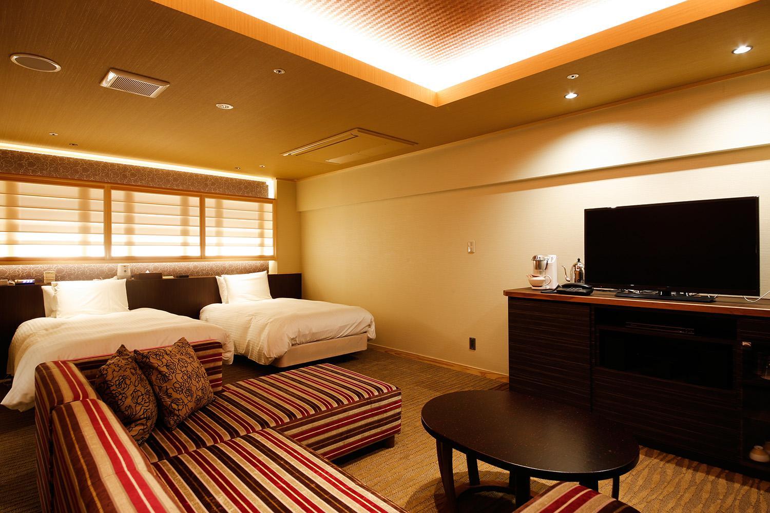 Grande Twin Room (SOLA - Type H) - No Smoking (3rd Floor) photo 2