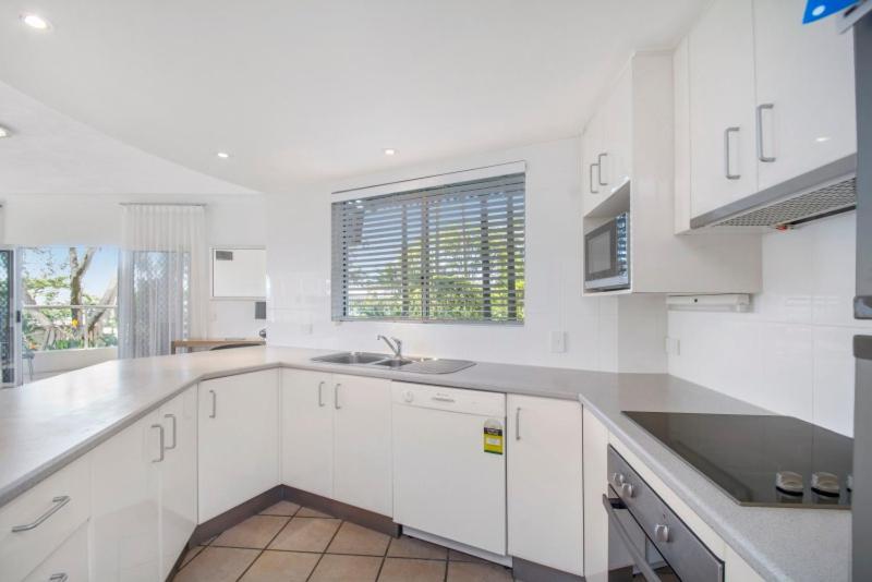 Two-Bedroom Classic Apartment with Garden View