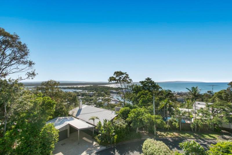 Two-Bedroom Classic Apartment with Water View