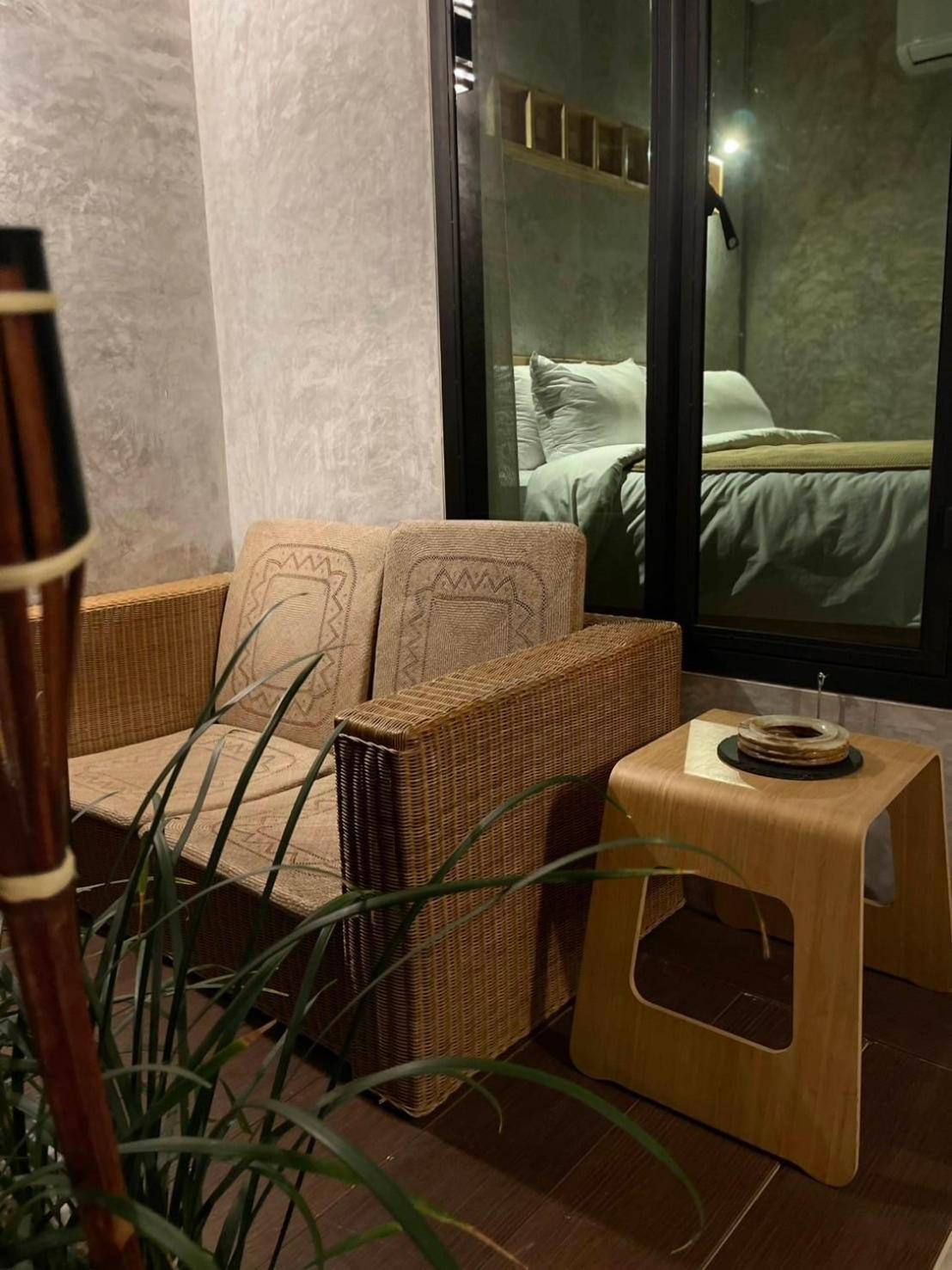 Deluxe King Room photo 2