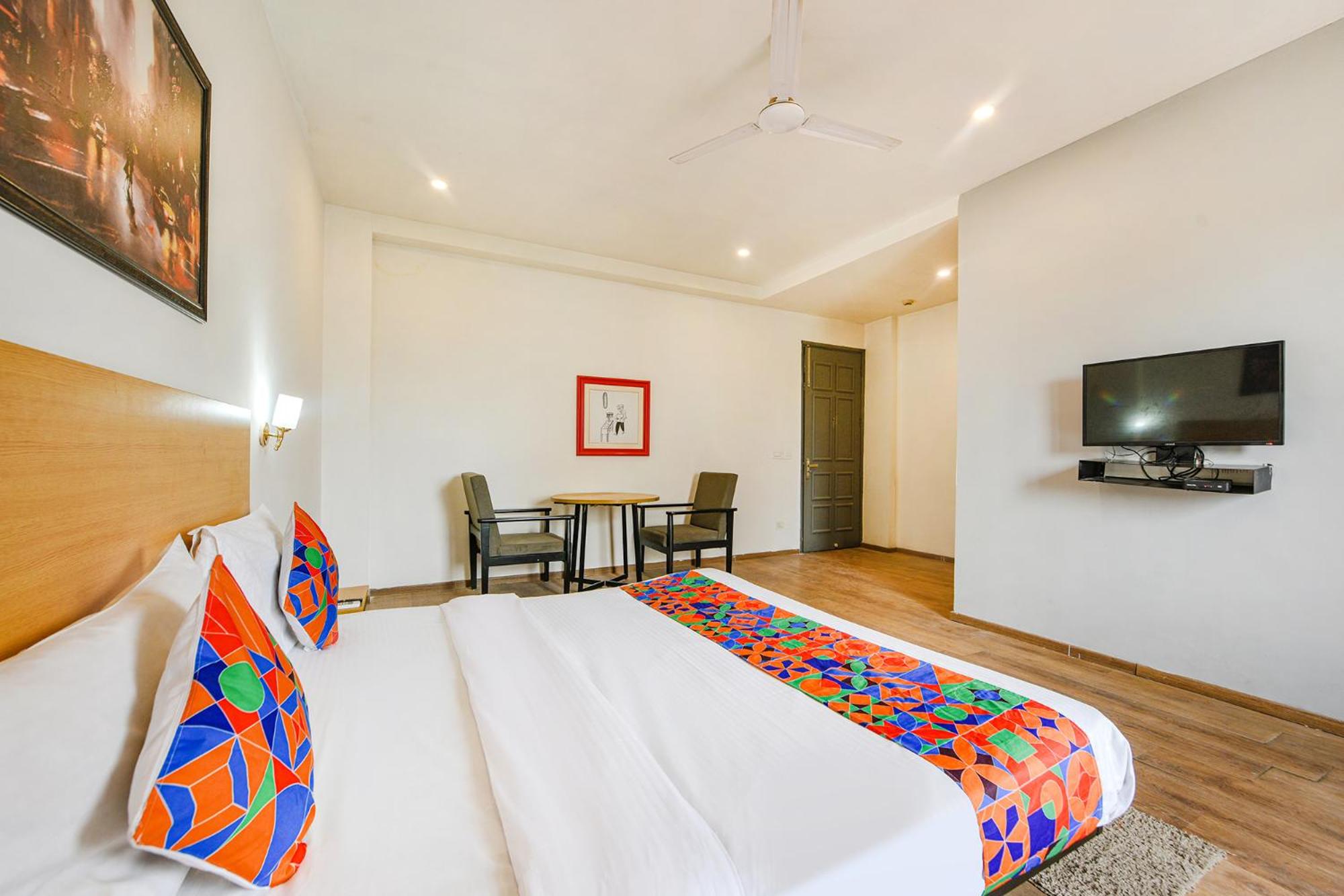 Deluxe Room - Photo 3