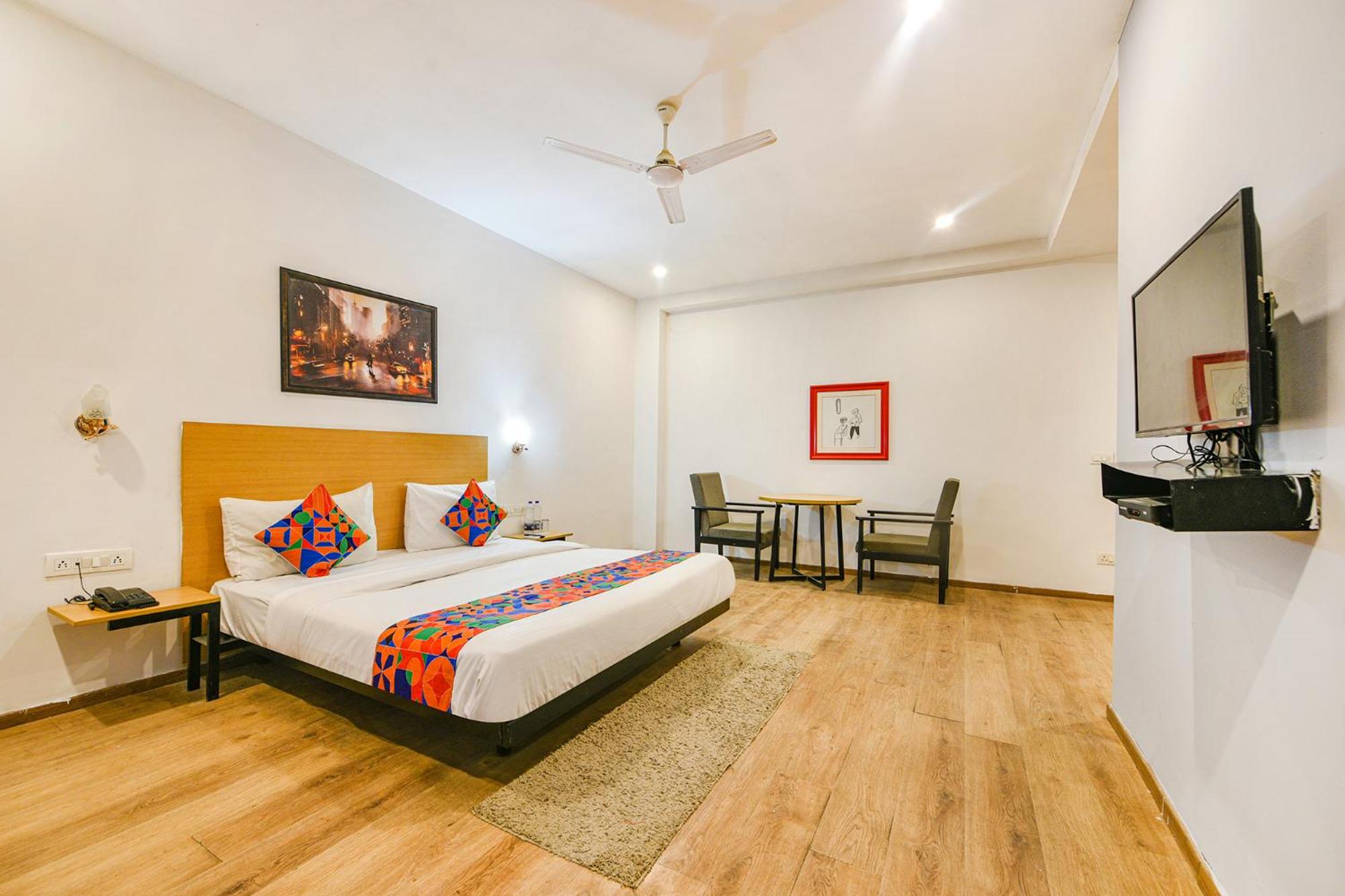Deluxe Room - Photo 1