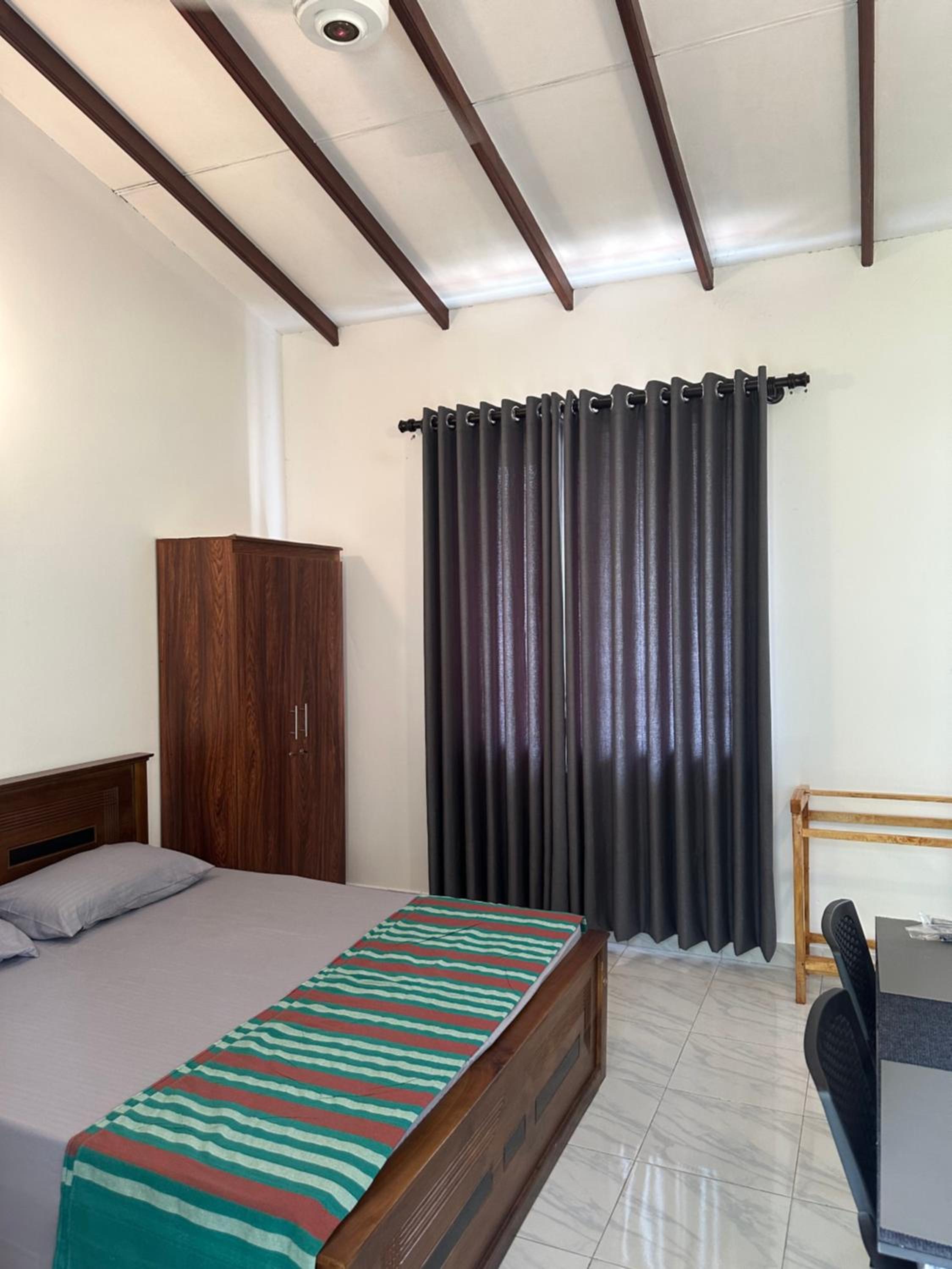 Economy Double Room photo 2