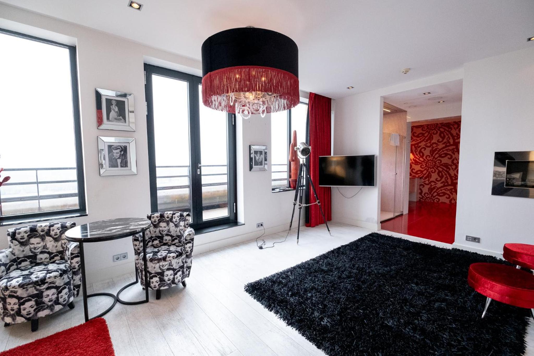Suite with Balcony photo 3