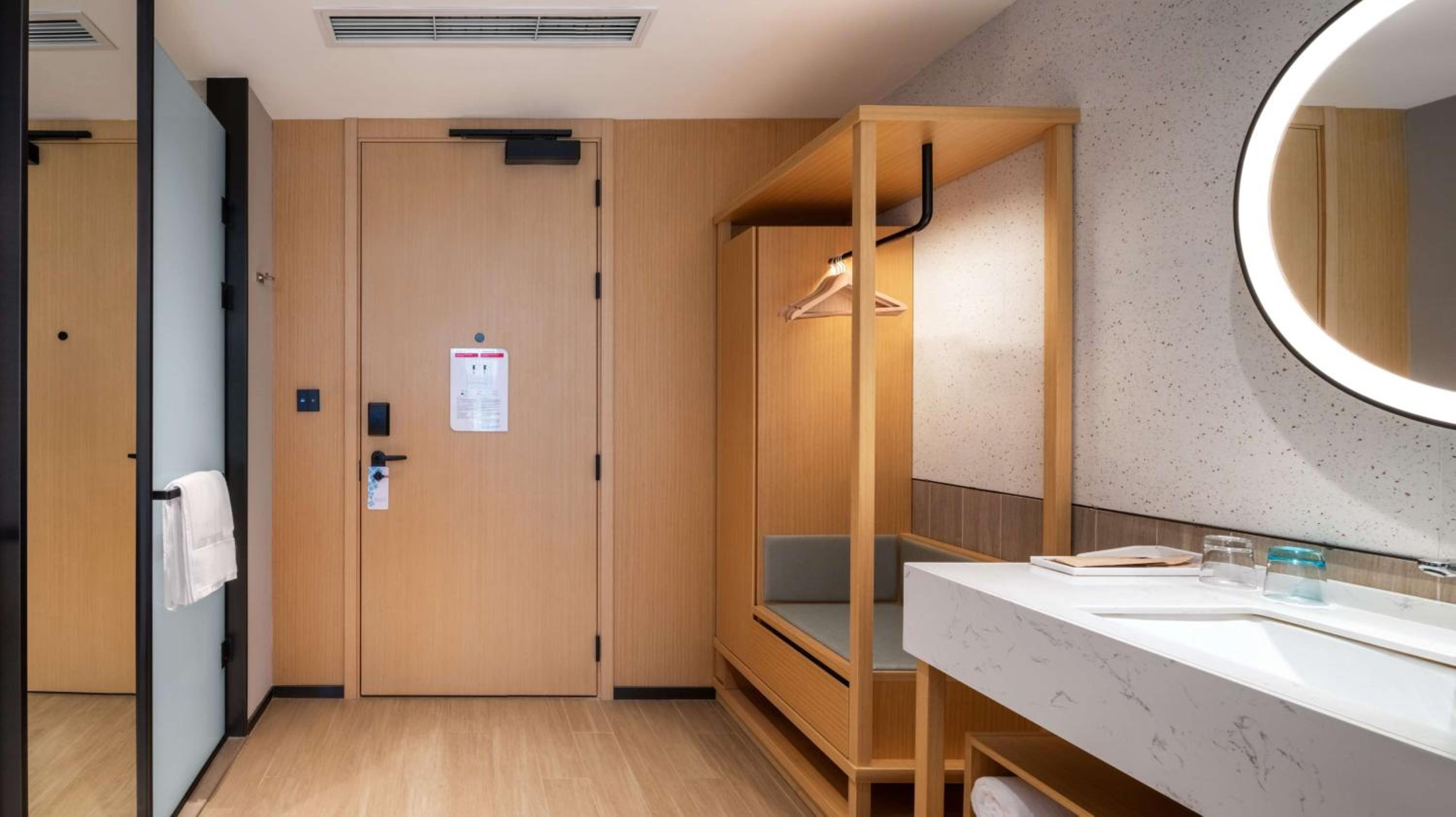 Twin Room with Mountain View