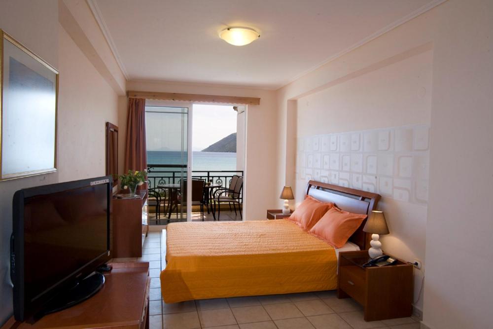 Deluxe Suite photo 2