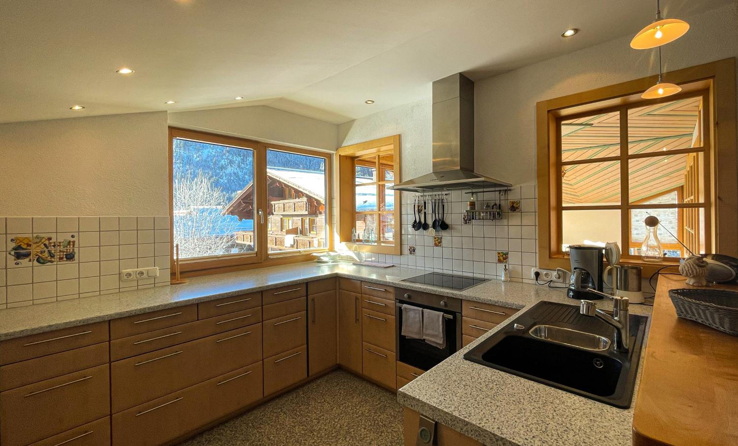 Four-Bedroom Apartment with Balcony