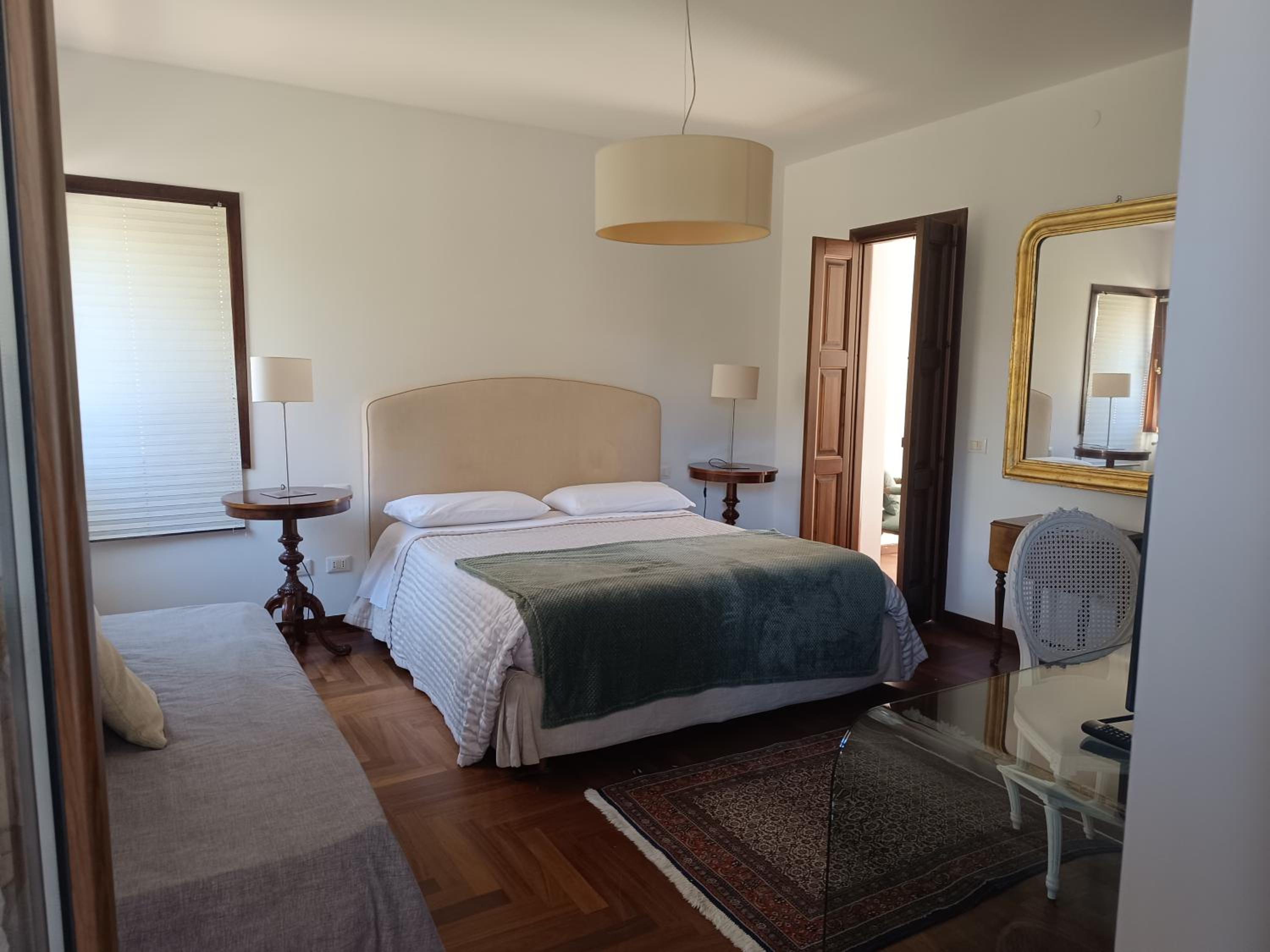 Large Double Room