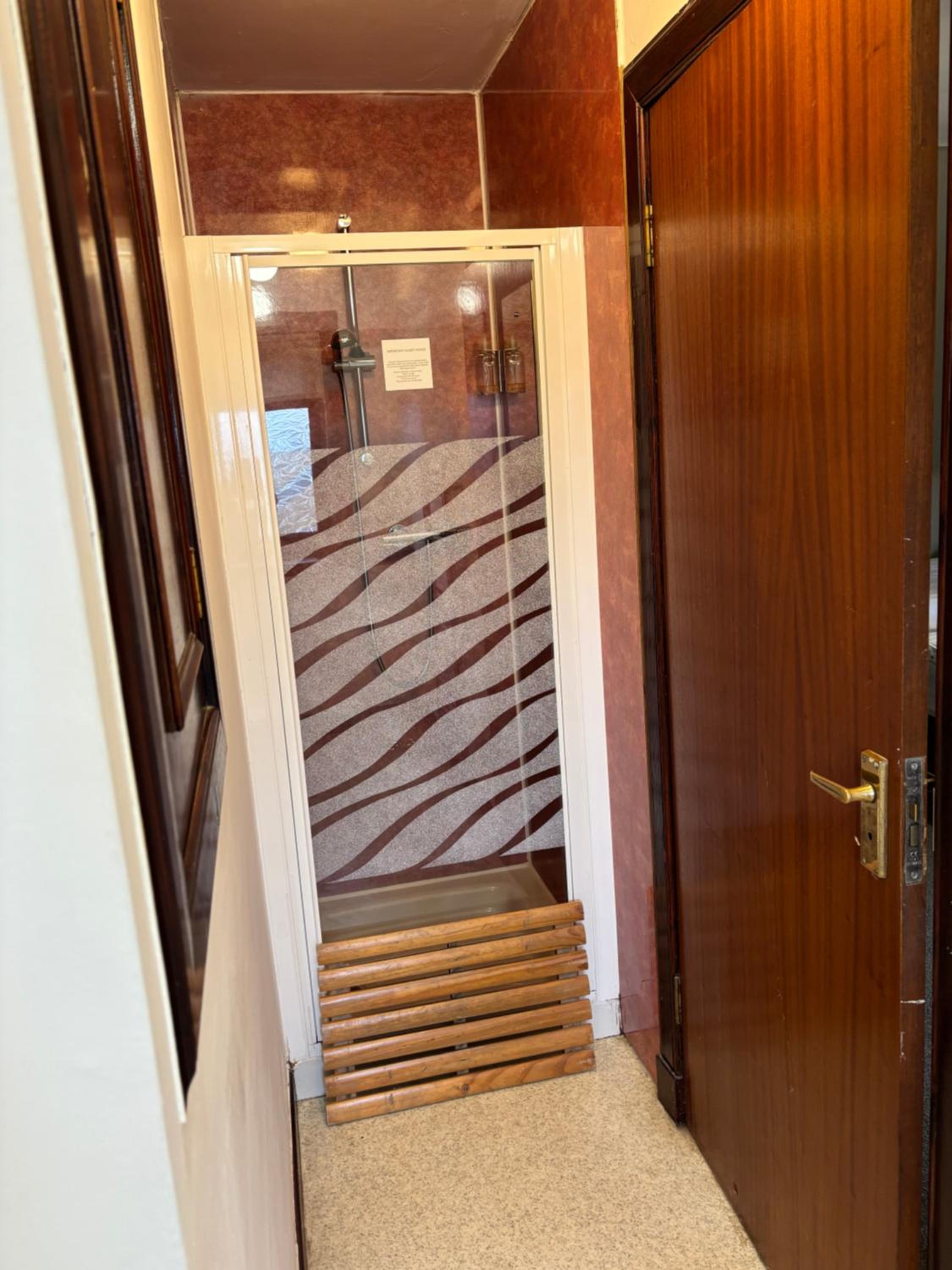Deluxe Triple Room - Photo 2