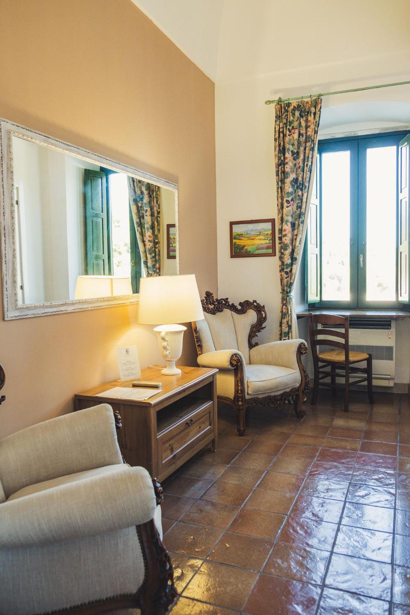 Junior Suite with Sea View - Photo 1