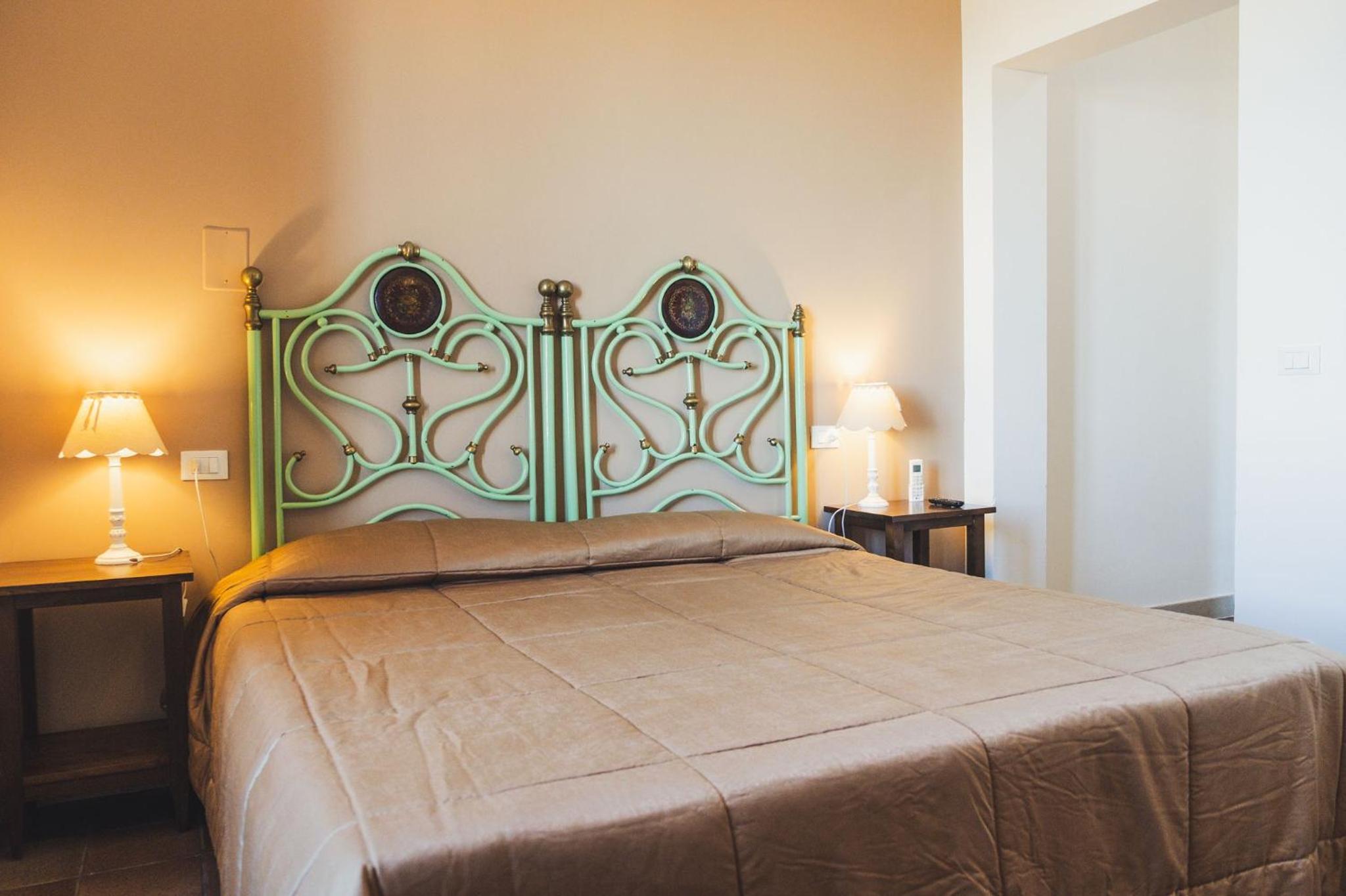 Junior Suite with Sea View - Photo 3