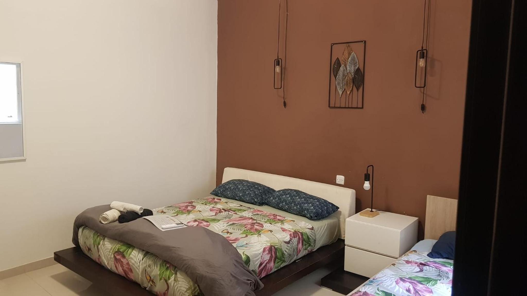 Deluxe Room (2 Adults + 1 Child)