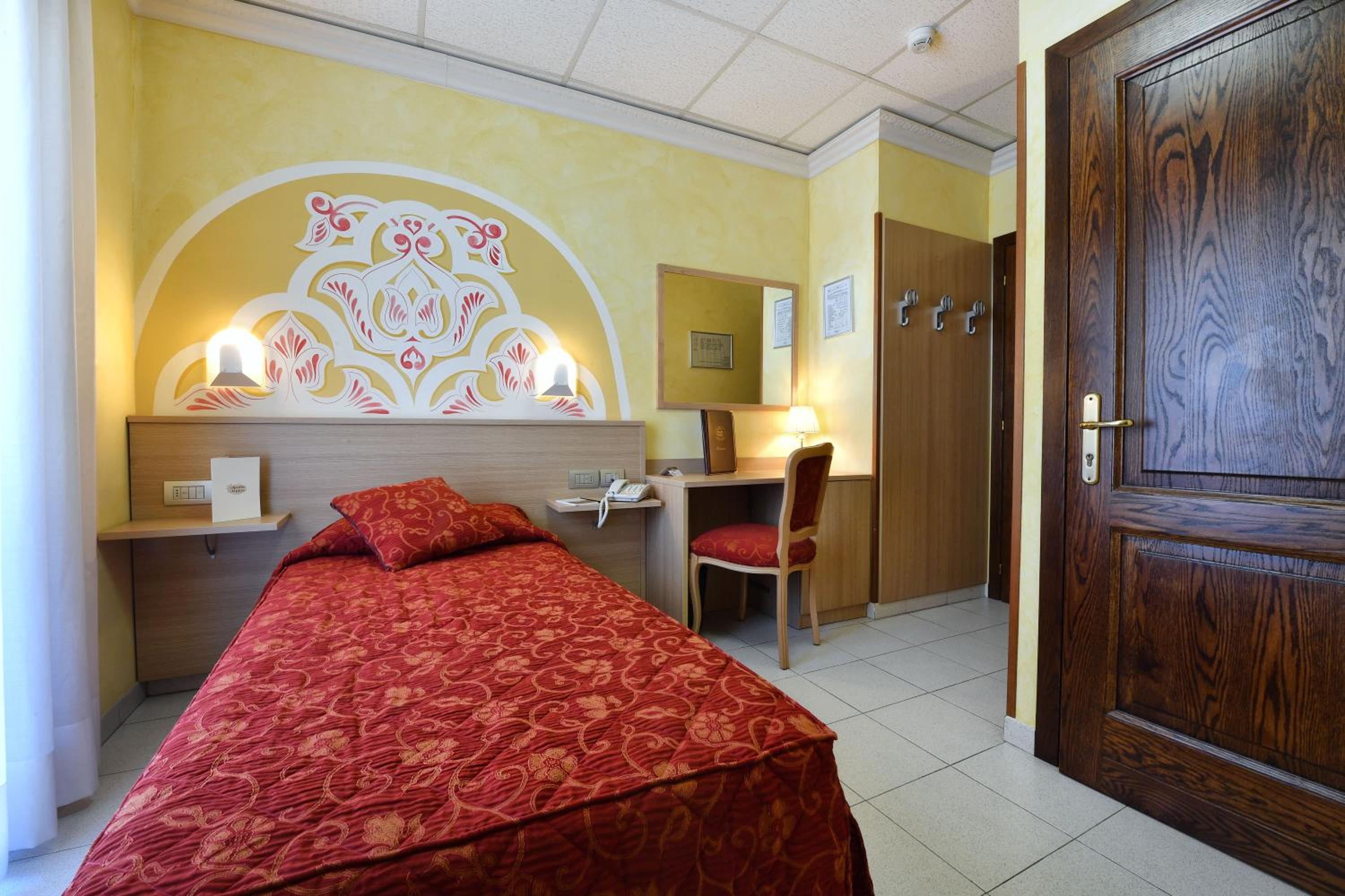 Single Room photo 1