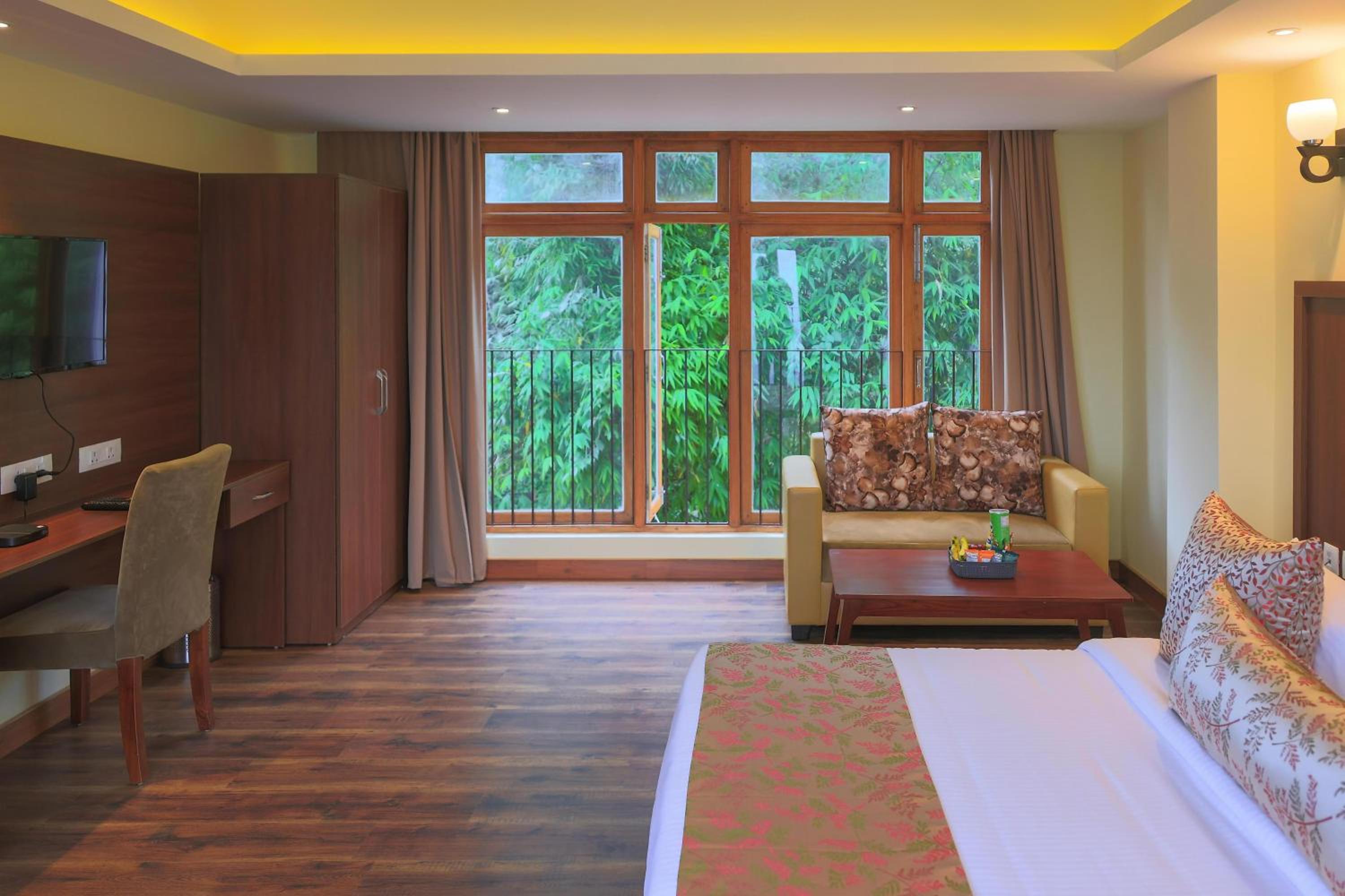 Superior King Room