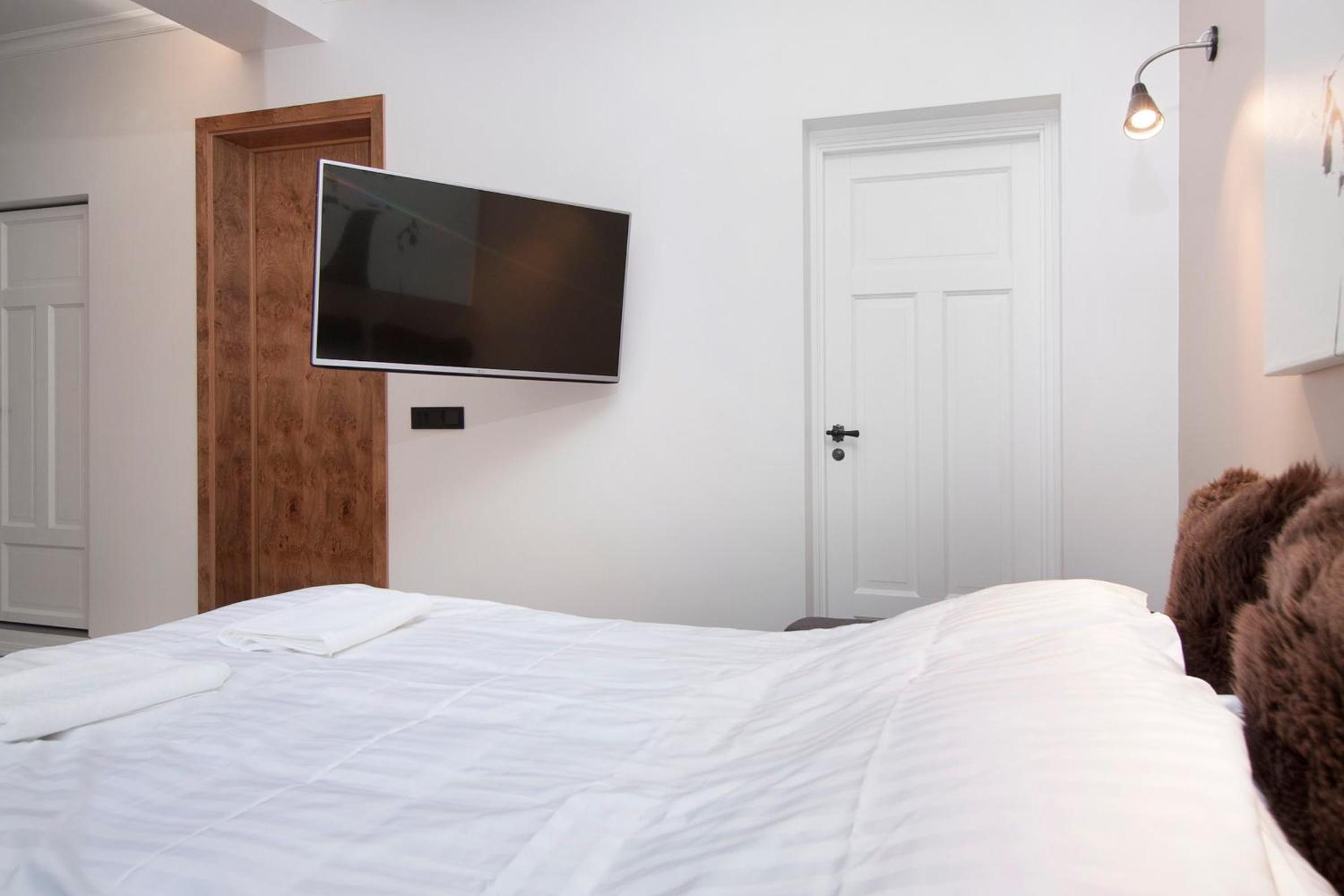 Studio Apartment photo 2