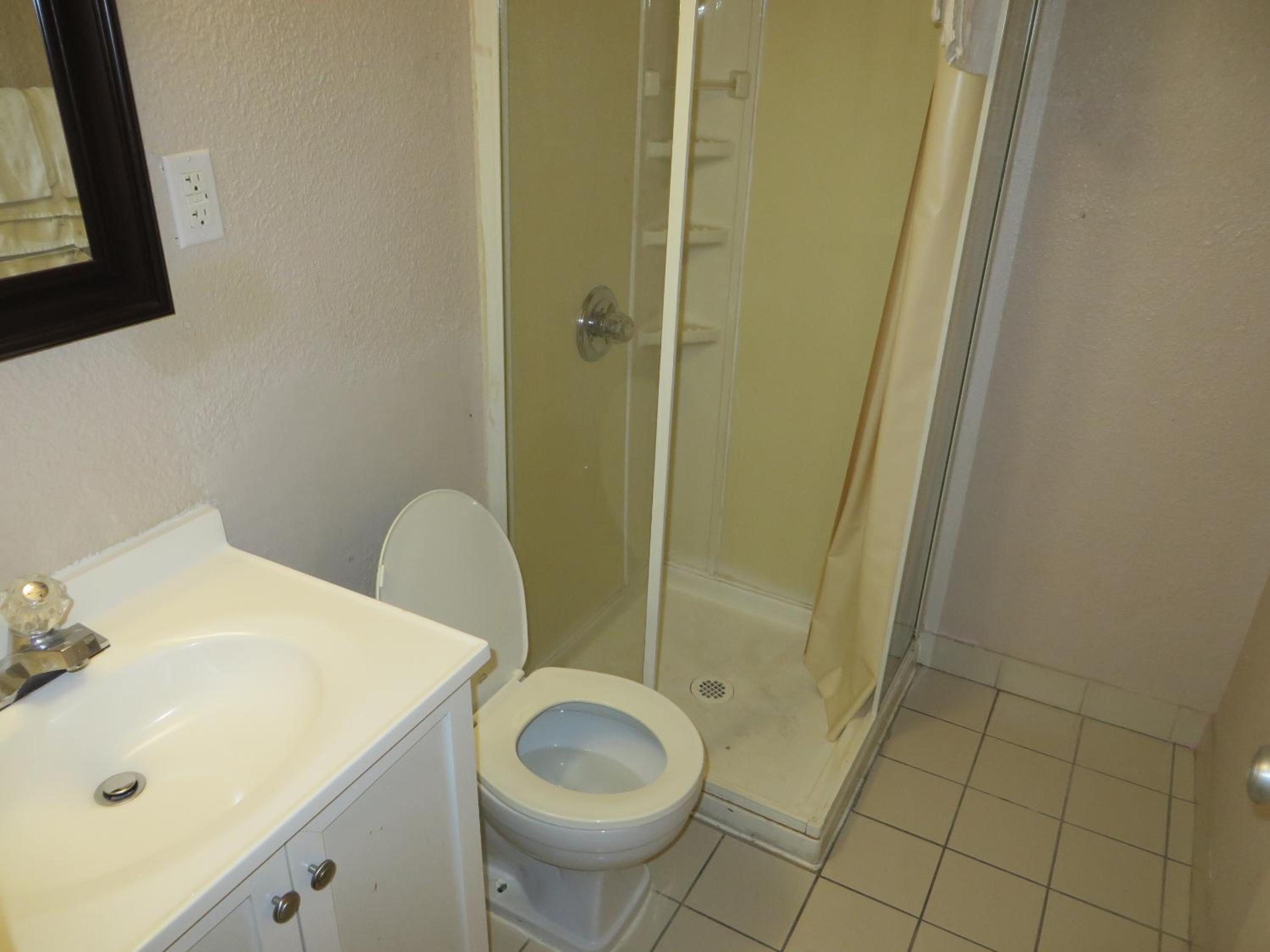 Standard Single Room photo 2