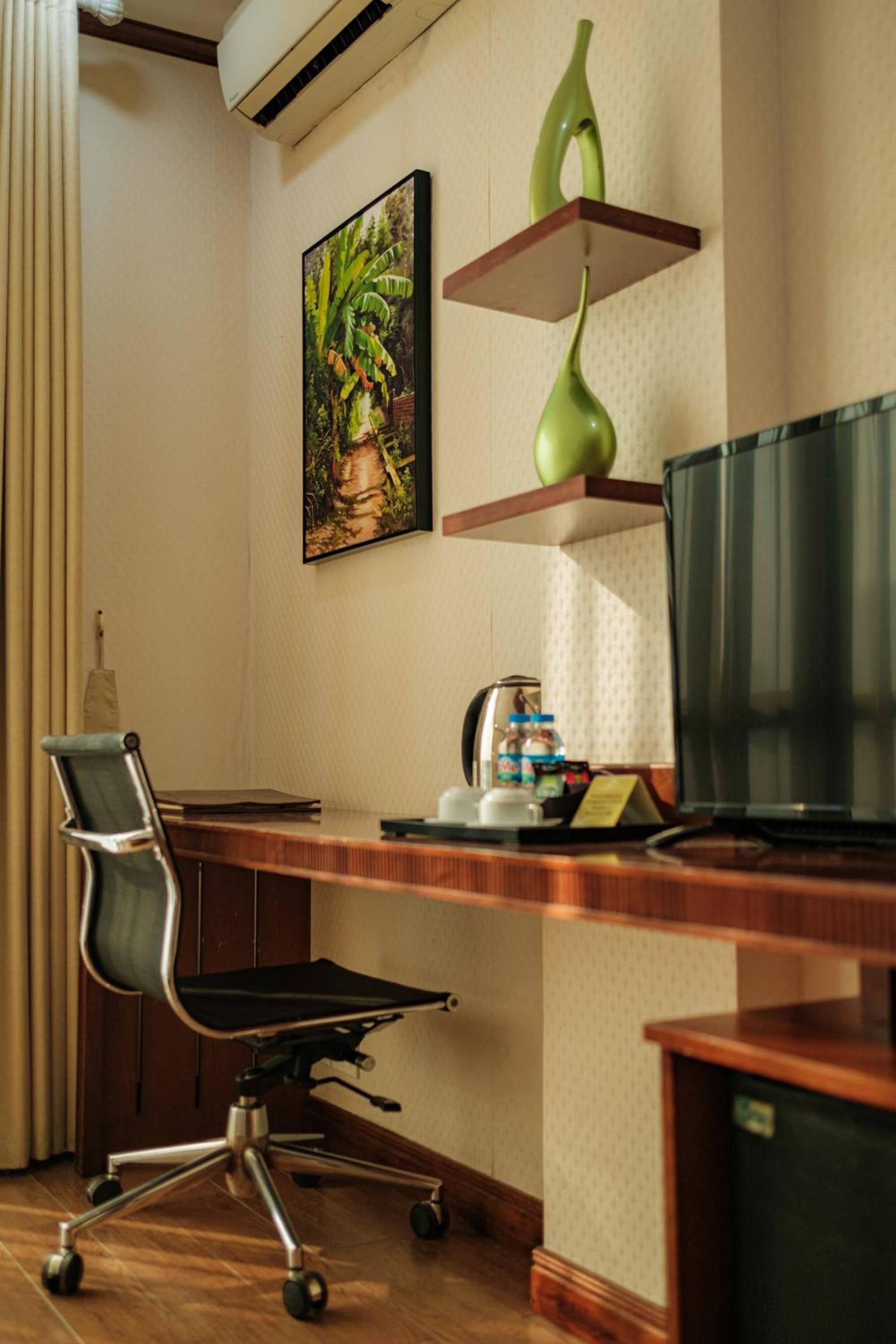 Standard King Room