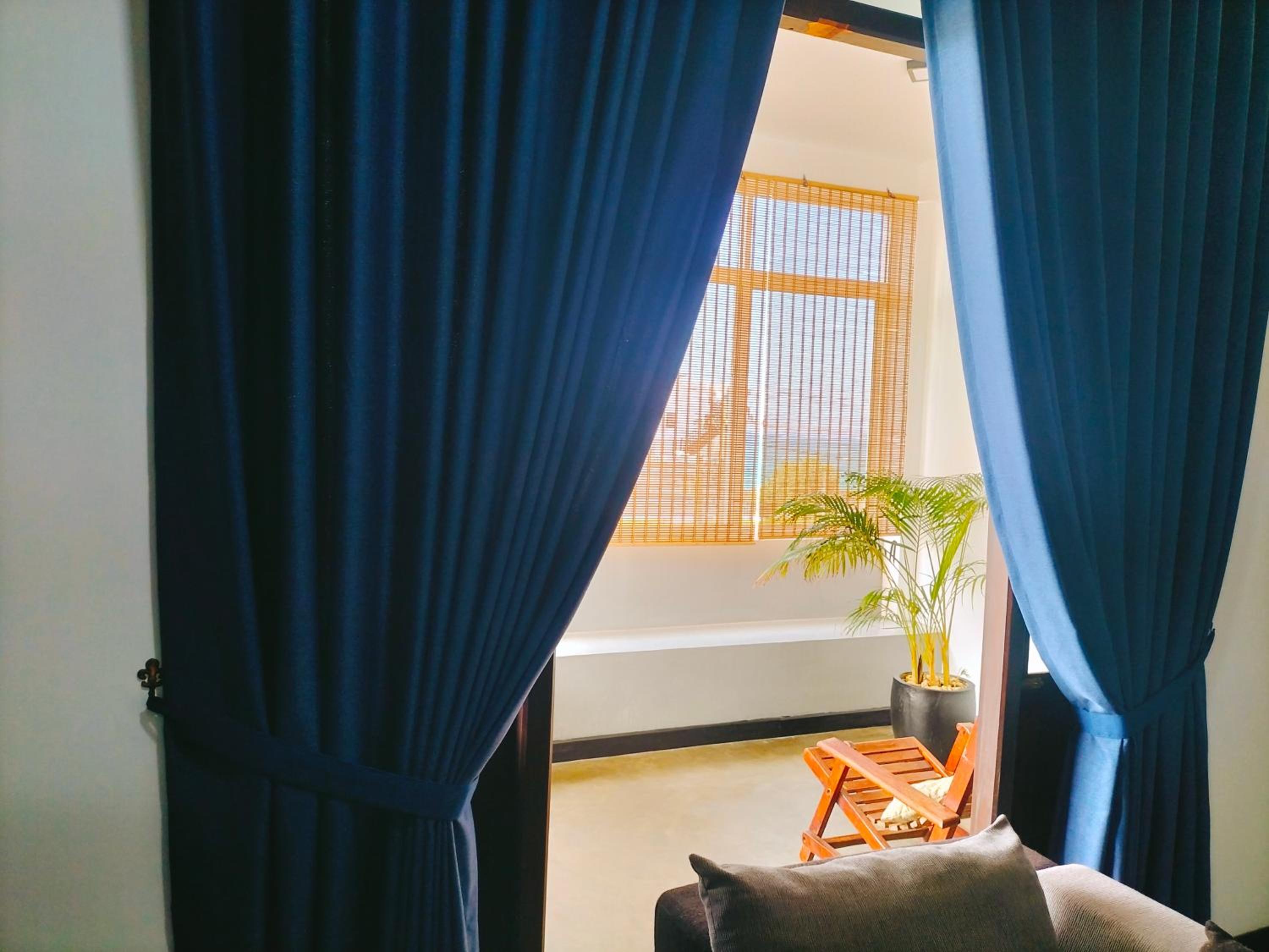 Deluxe Double Room with Balcony and Sea View photo 2