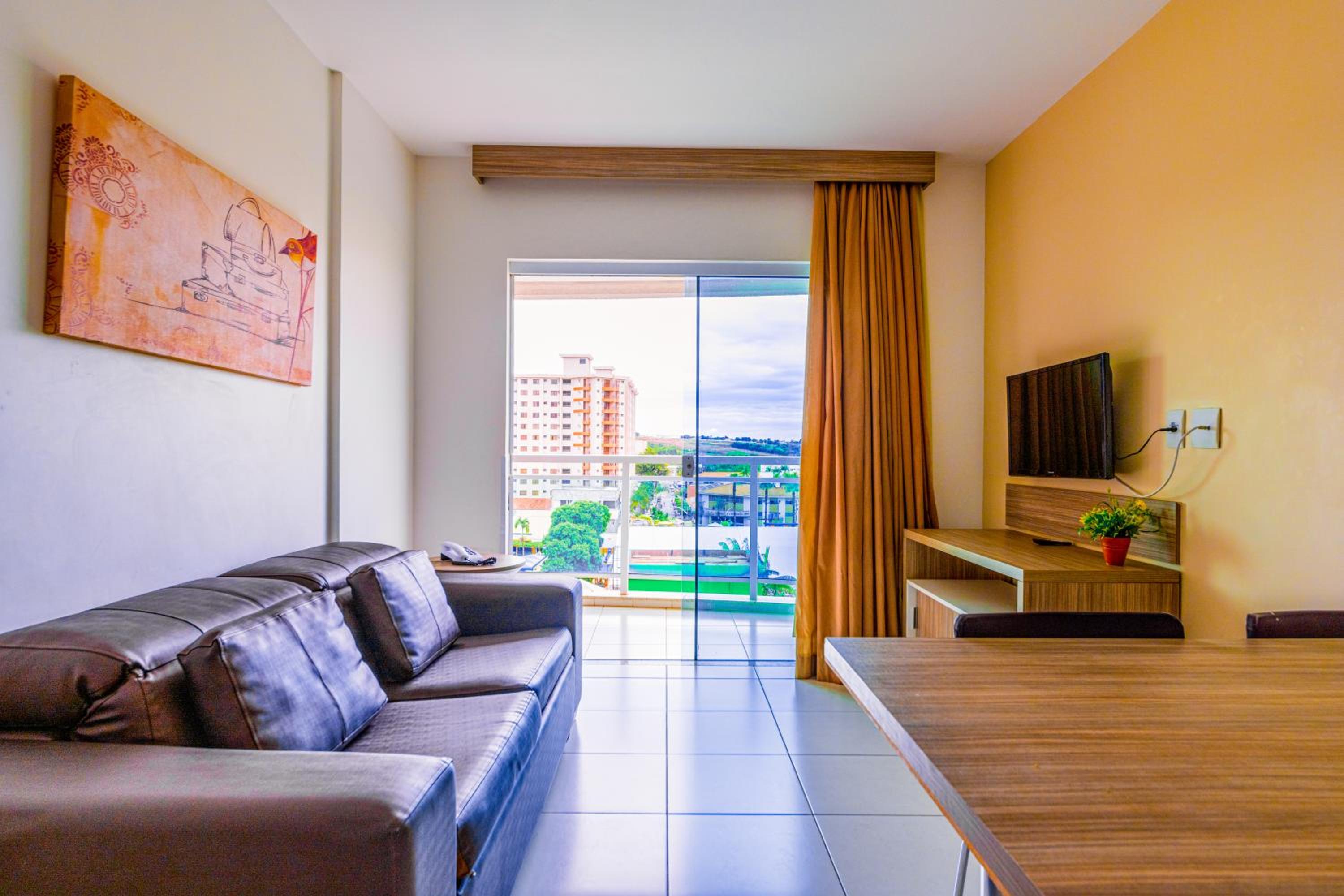 Deluxe Room with Balcony photo 1