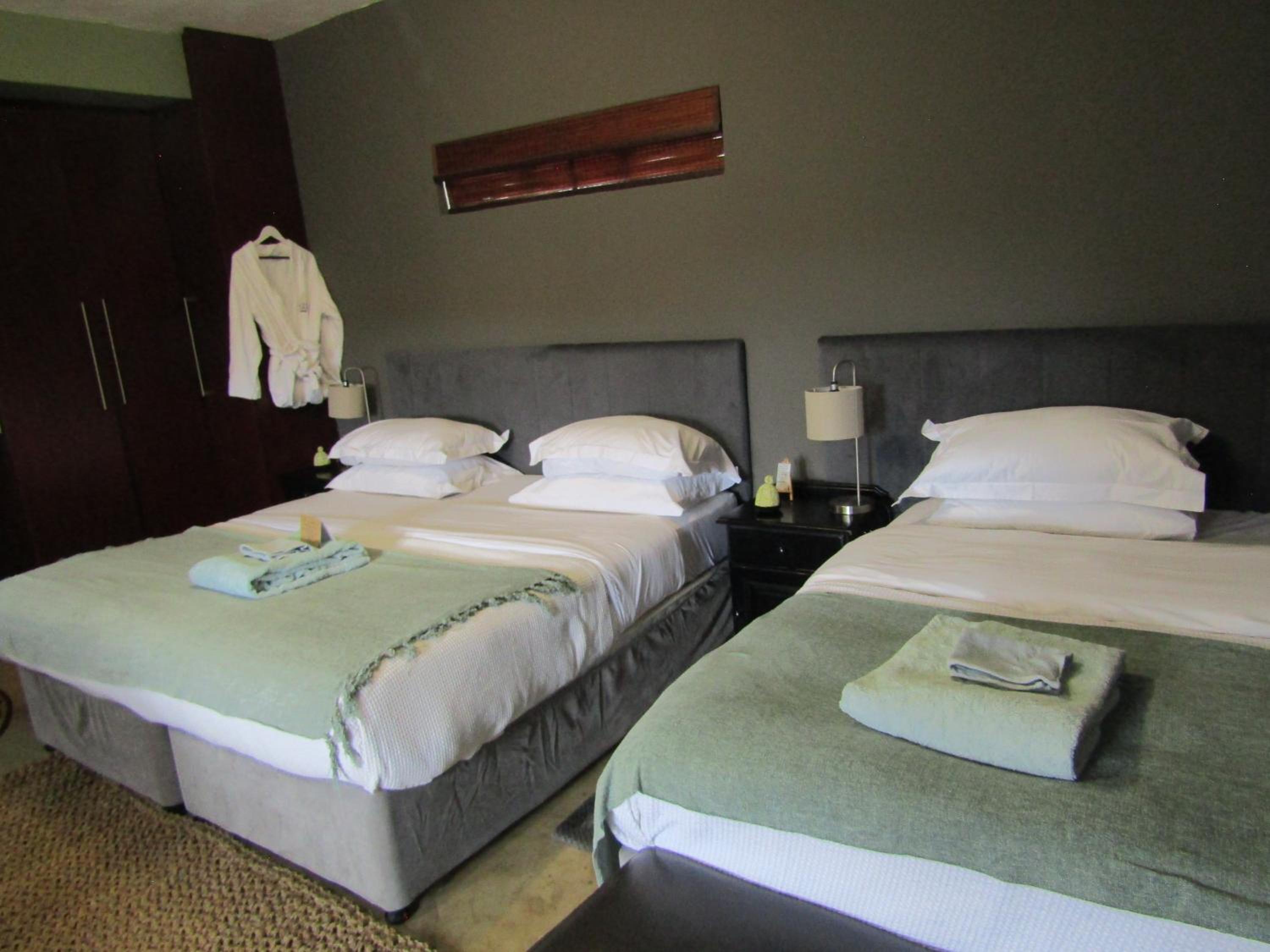 Executive Suite photo 2