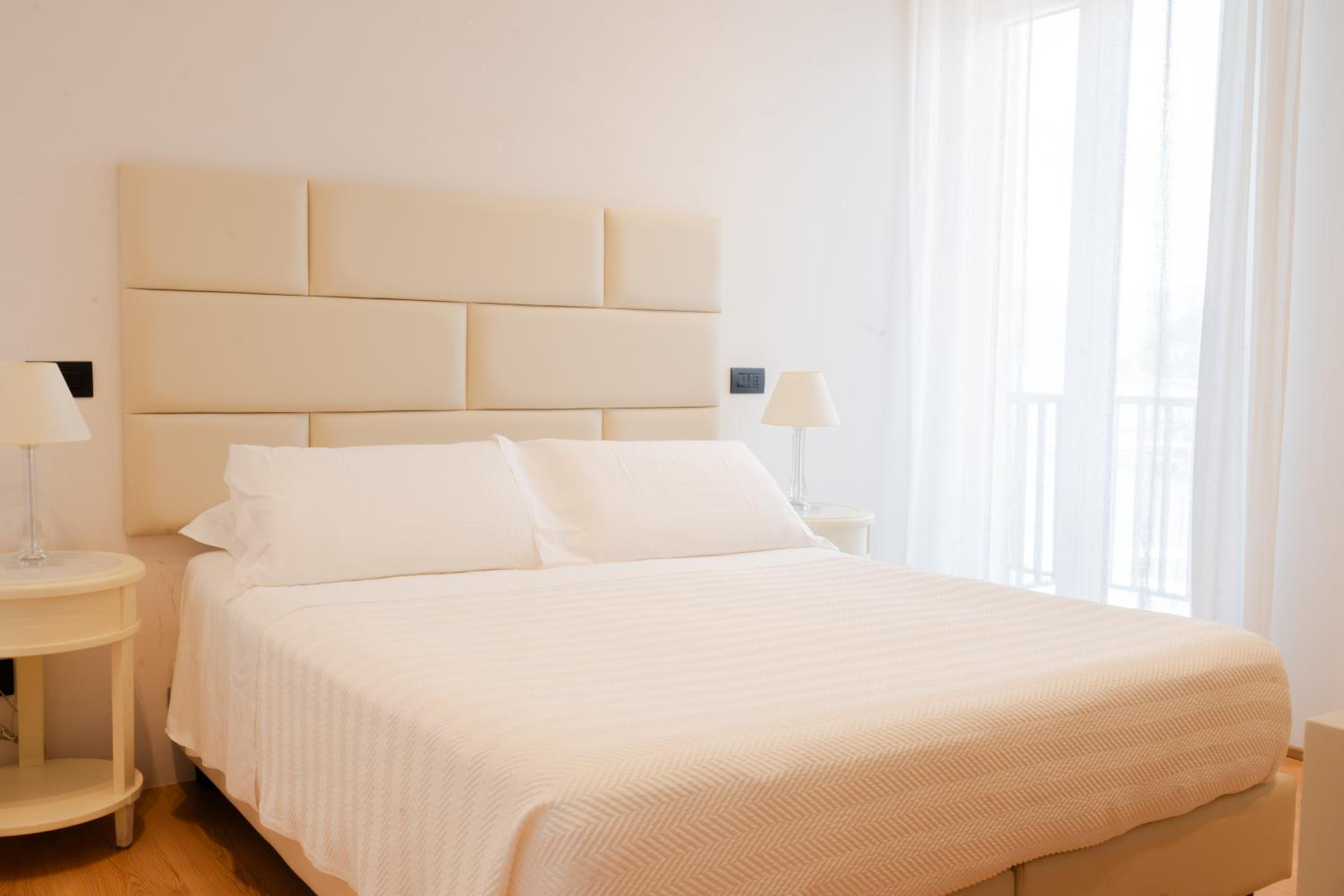 Superior Double or Twin Room - Photo 2
