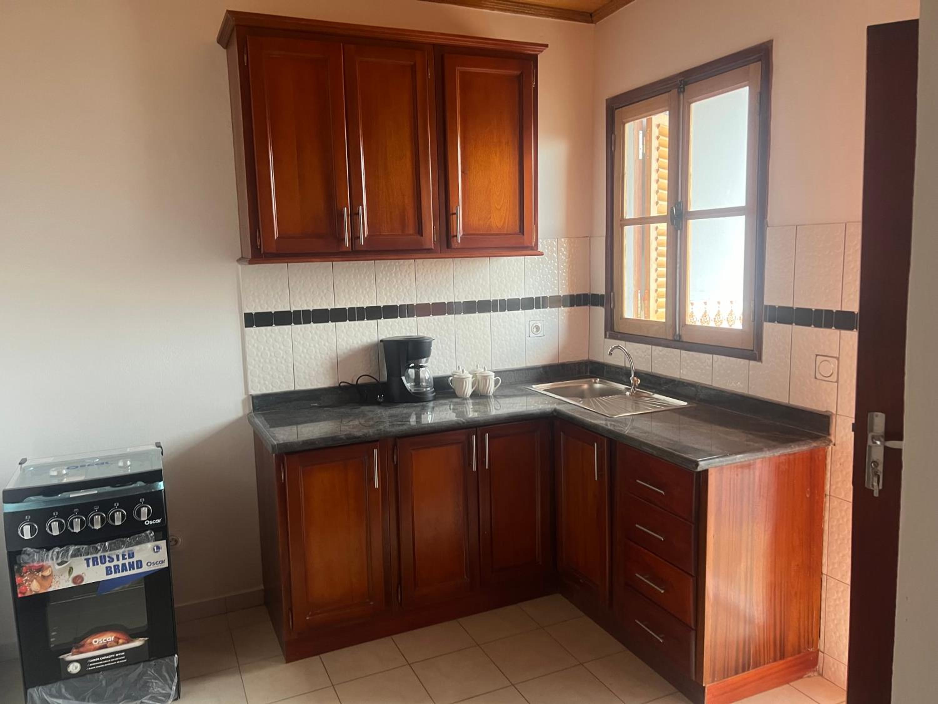 One-Bedroom Apartment with Balcony photo 3