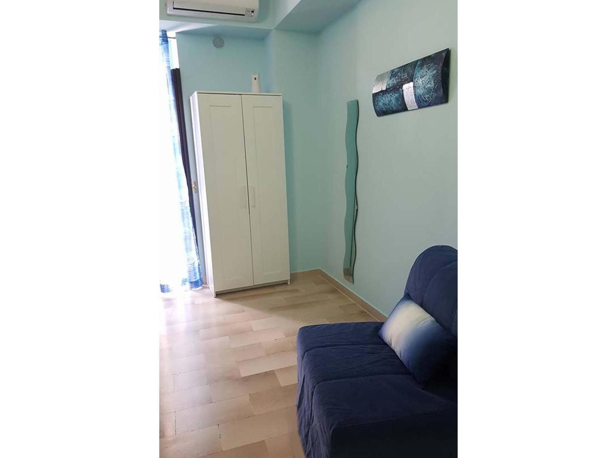 Classic Room with Private Bathroom photo 2