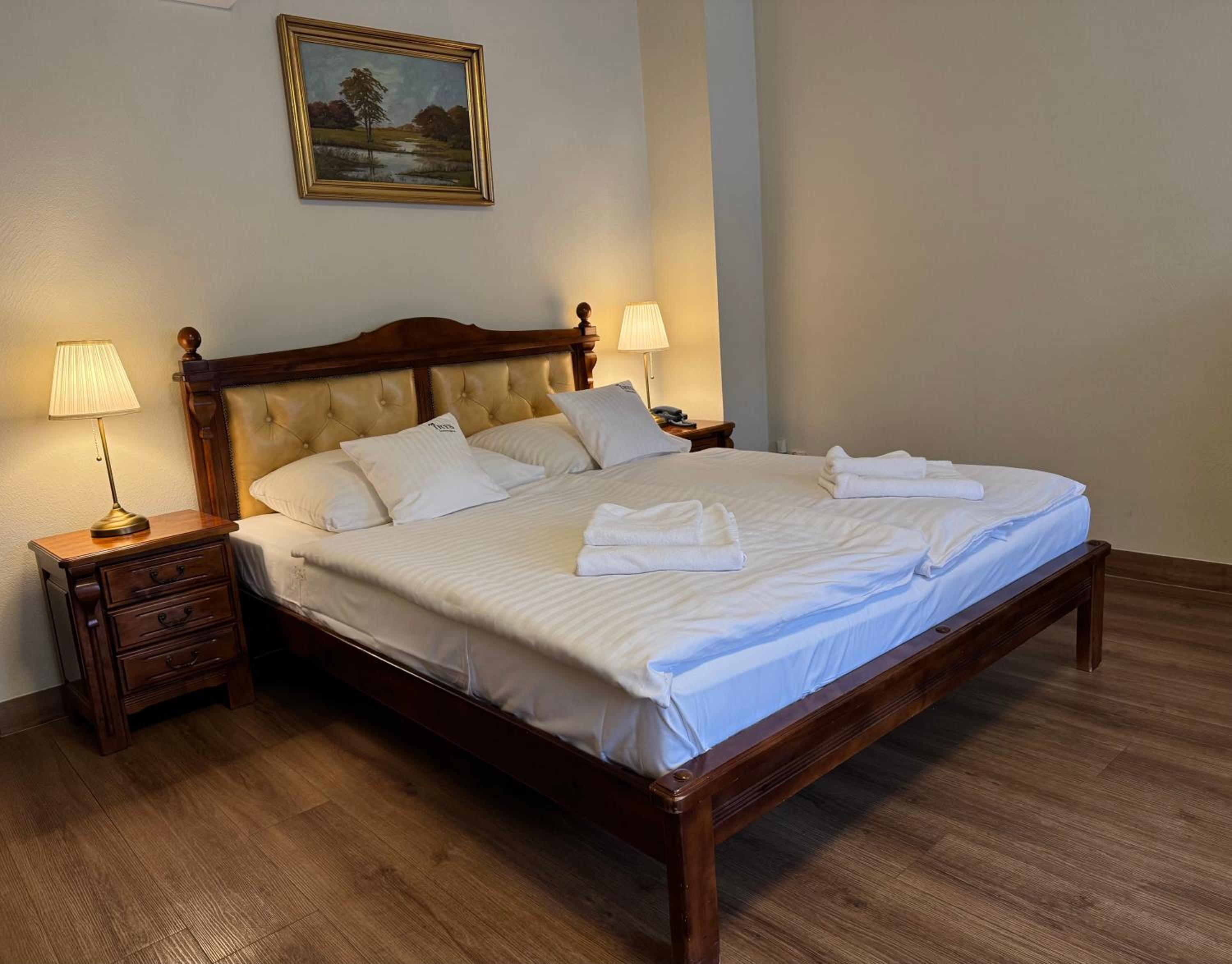 Standard Double Room - Photo 3