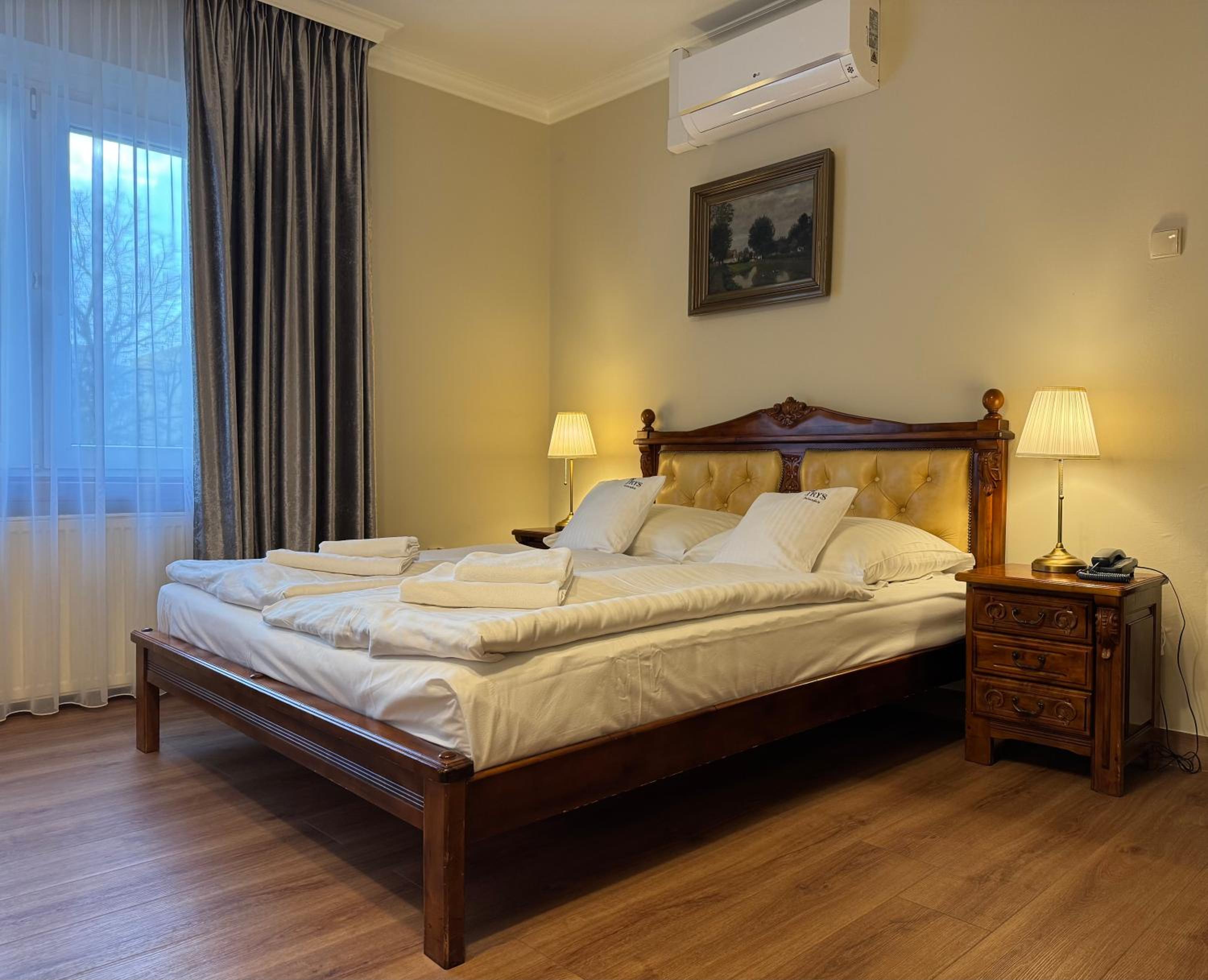 Deluxe Double Room photo 2