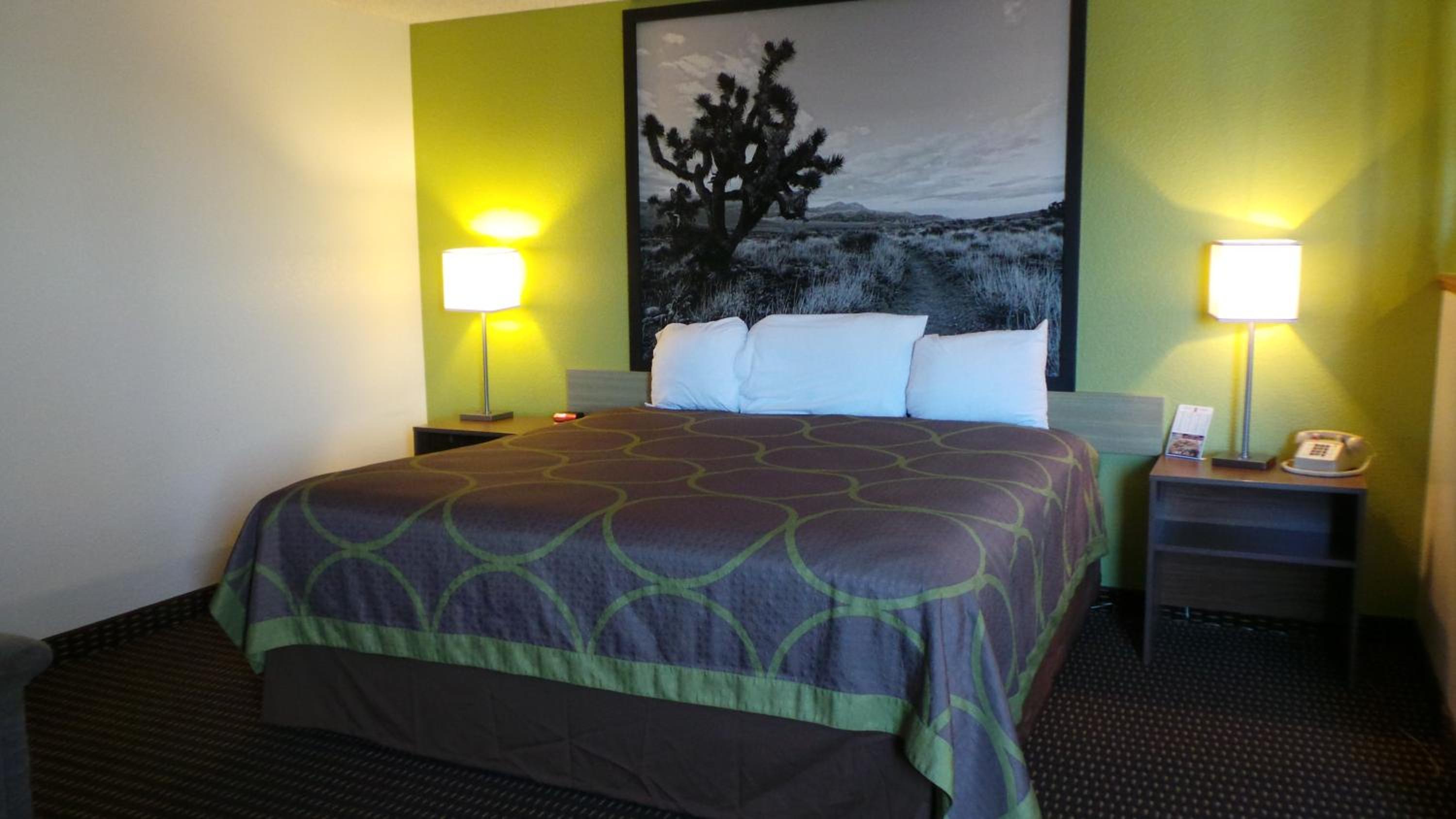 King Room- Non-Smoking - Photo 3