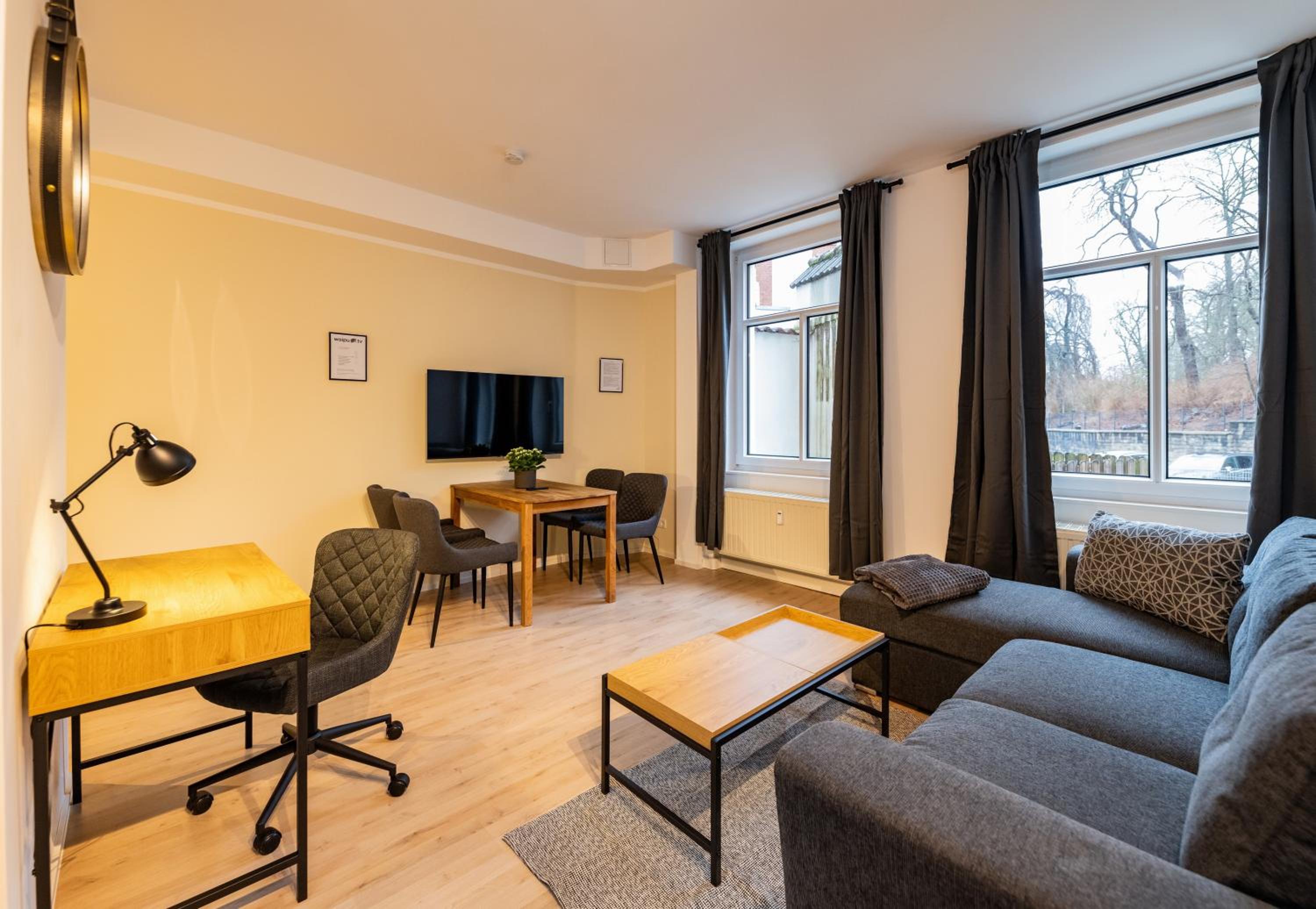 One-Bedroom Apartment