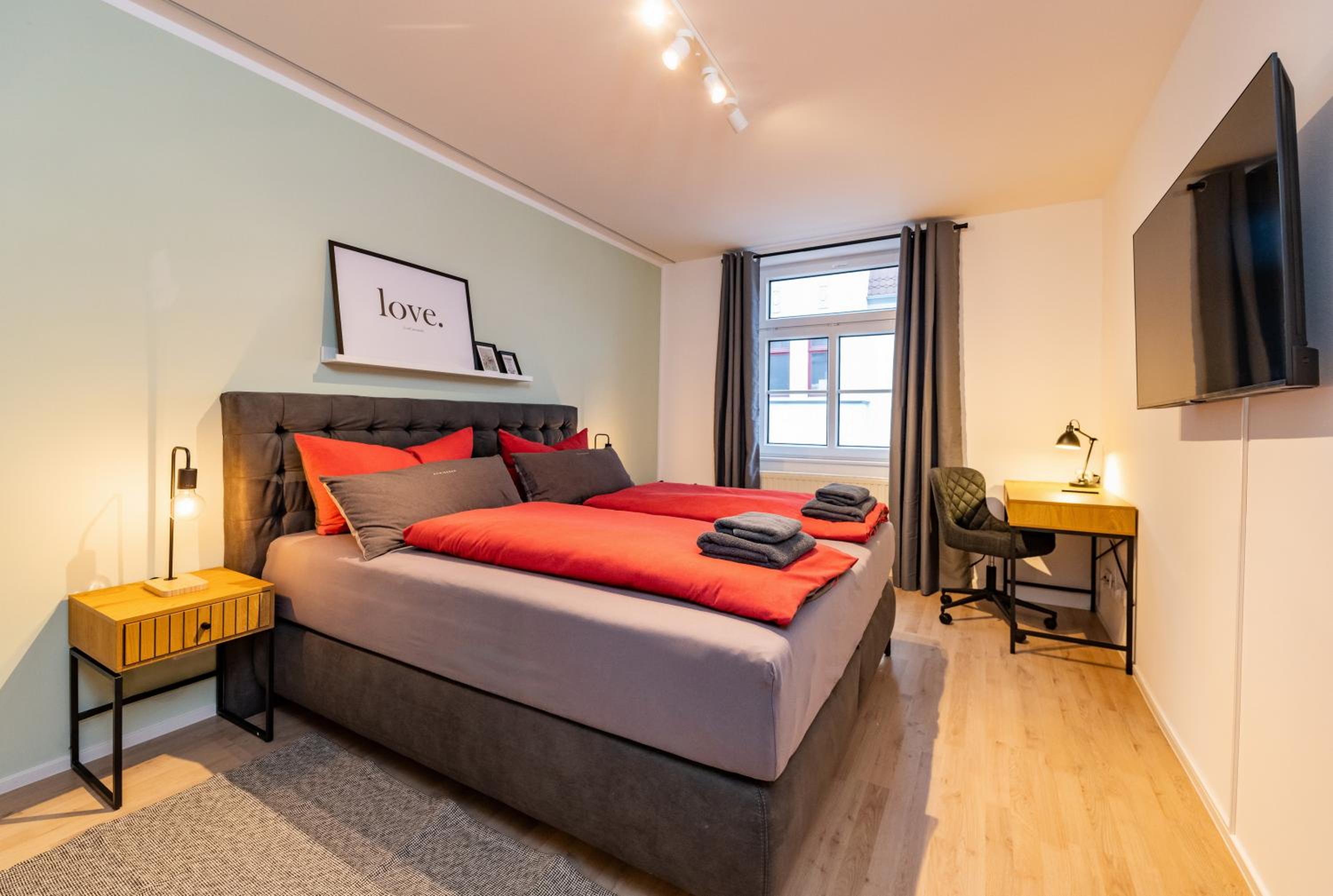 One-Bedroom Apartment