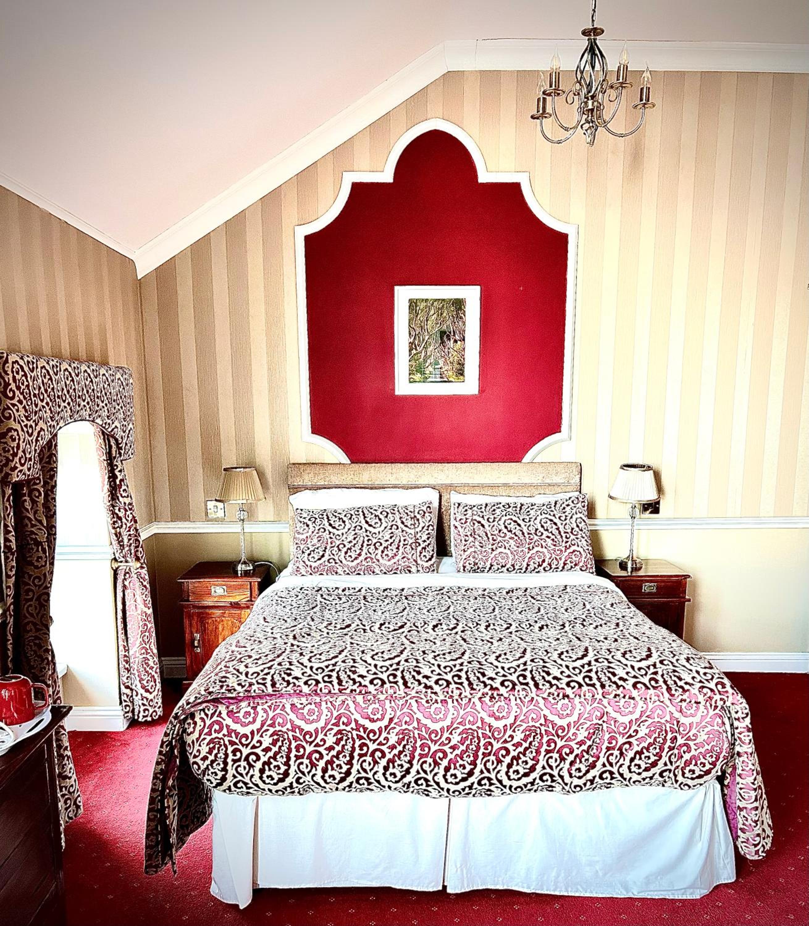 Deluxe King Room with Sea View photo 3
