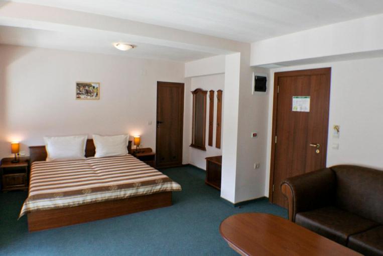 Deluxe Double Room - Photo 5