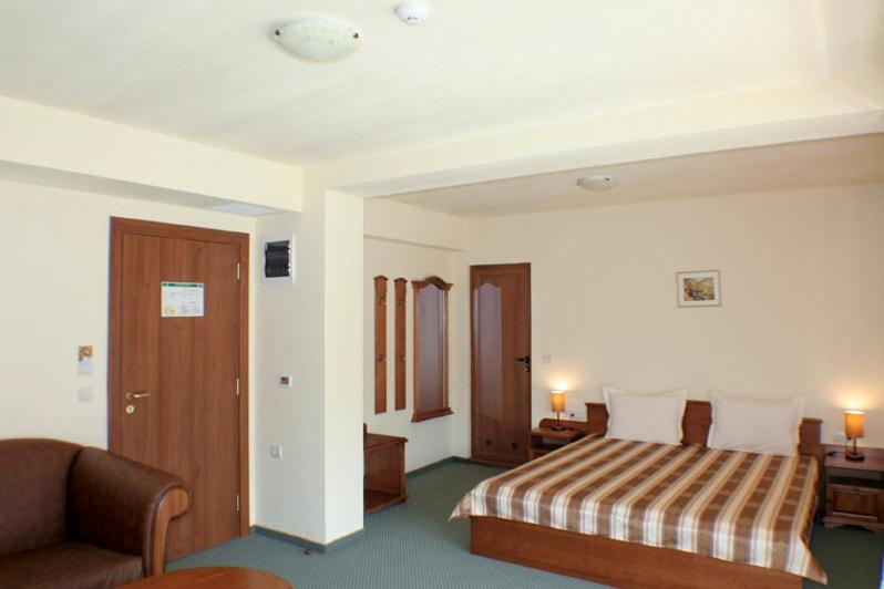 Deluxe Double Room - Photo 3