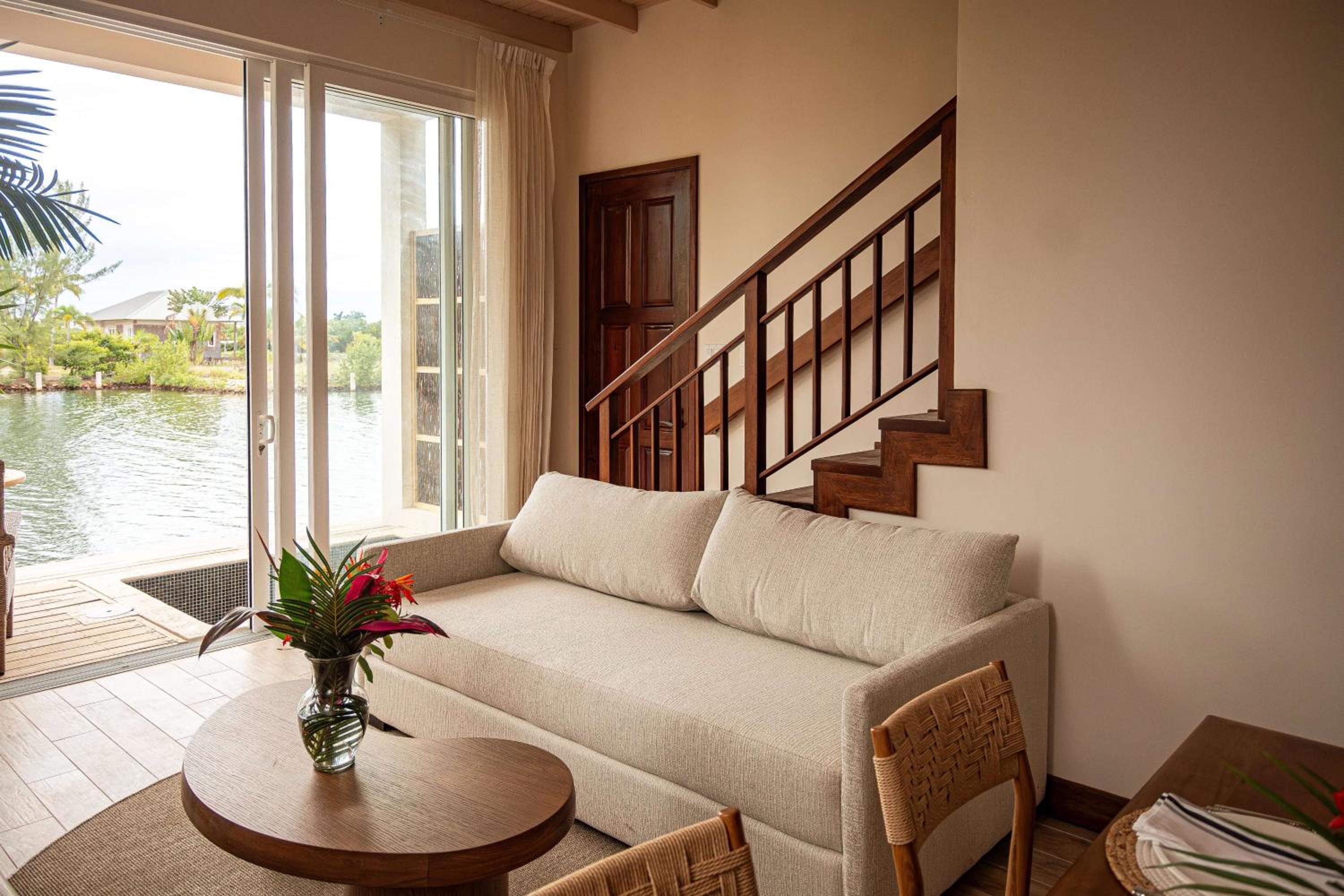 Four Bedroom Marina Villa	 photo 2