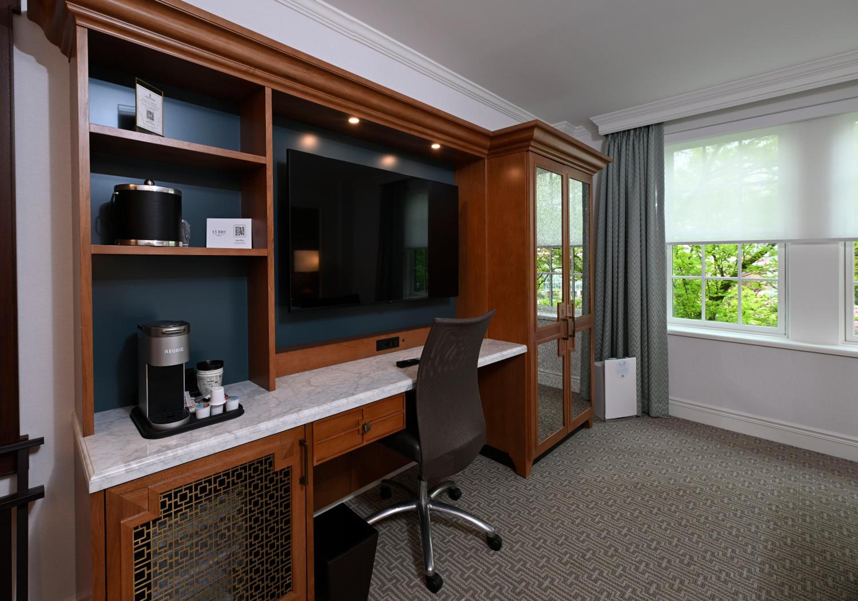 Two-Room Junior Suite with Two Double Beds