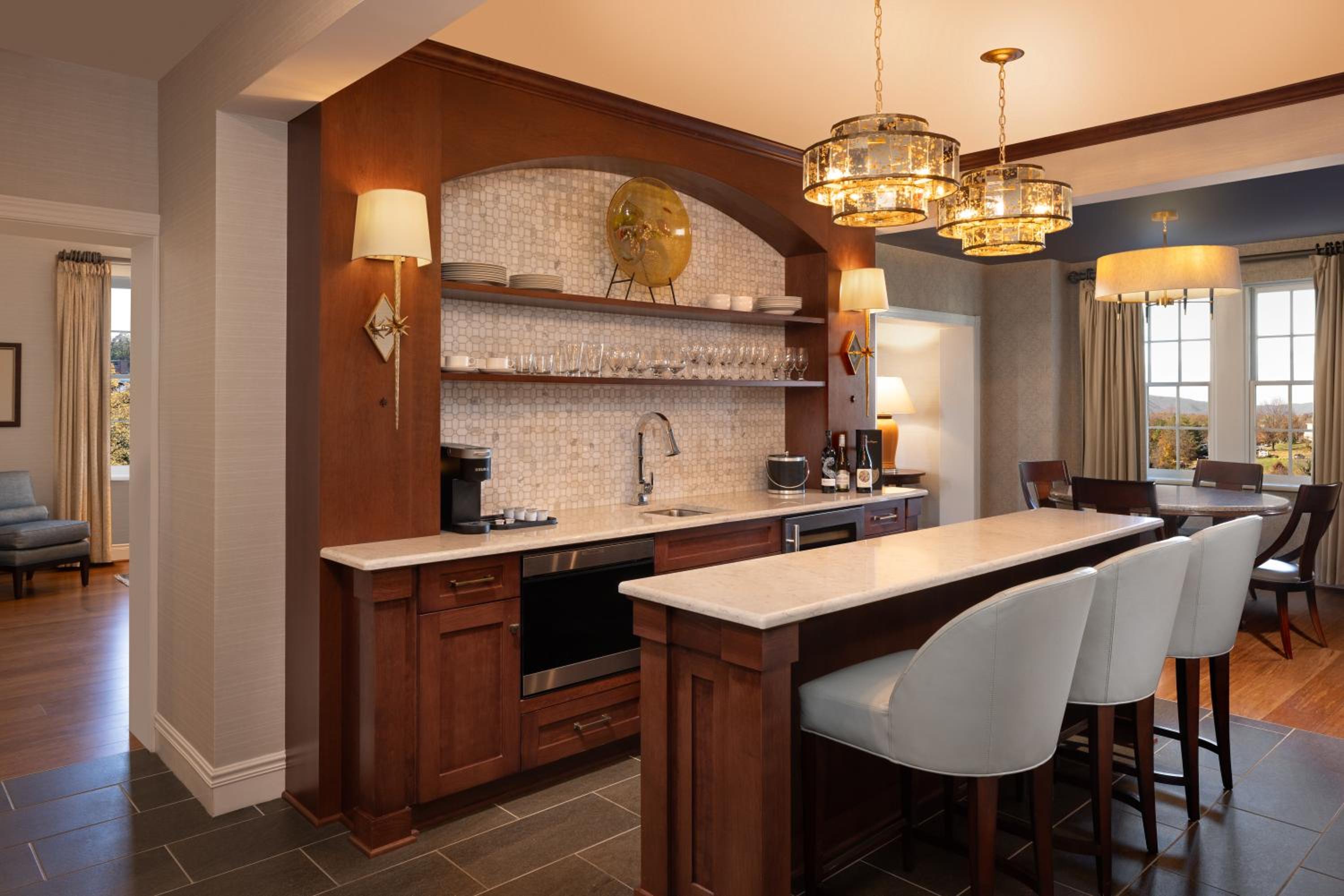 Two-Bedroom Penthouse Governor Suite with Two Bathrooms photo 2