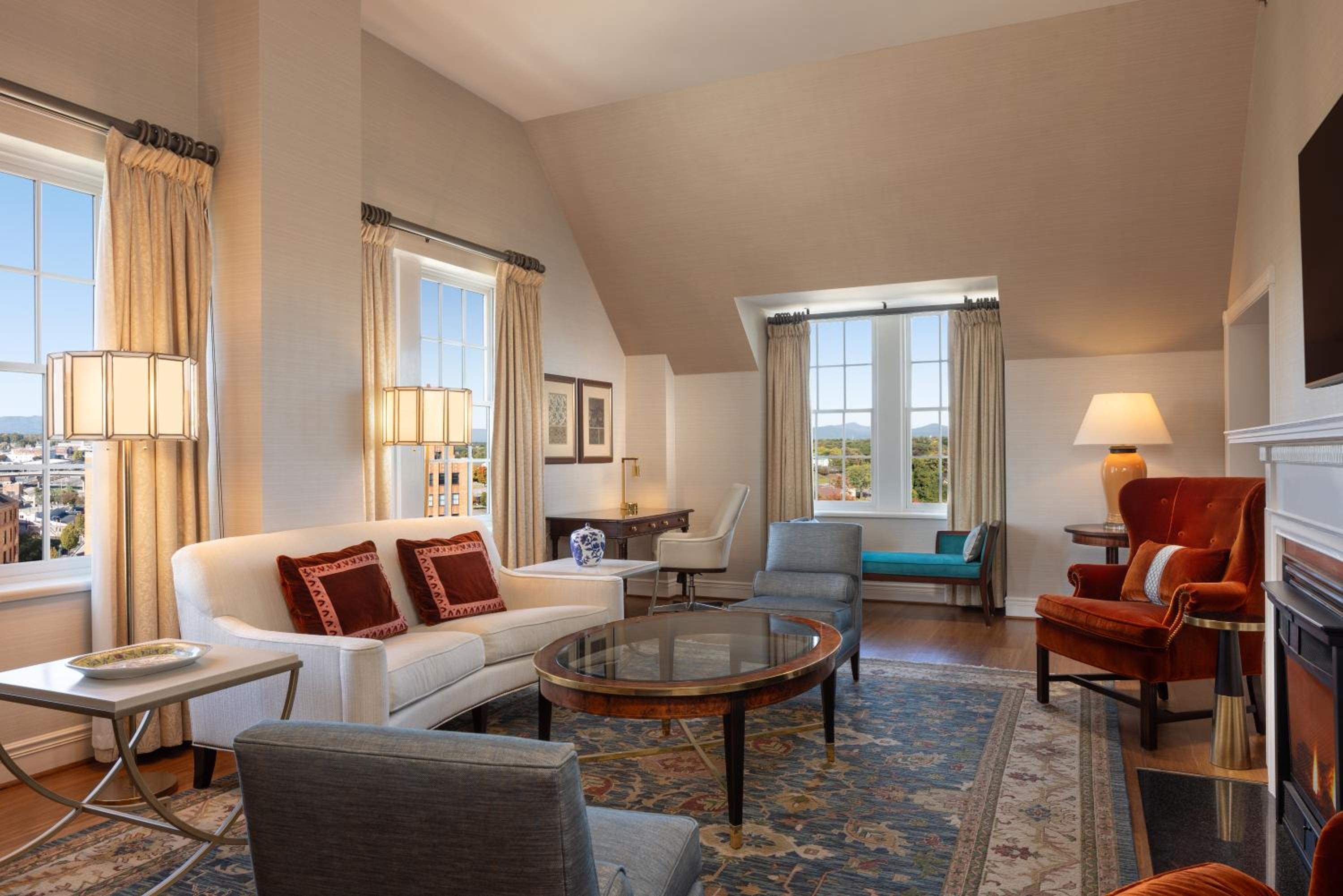 Two-Bedroom Penthouse Governor Suite with Two Bathrooms