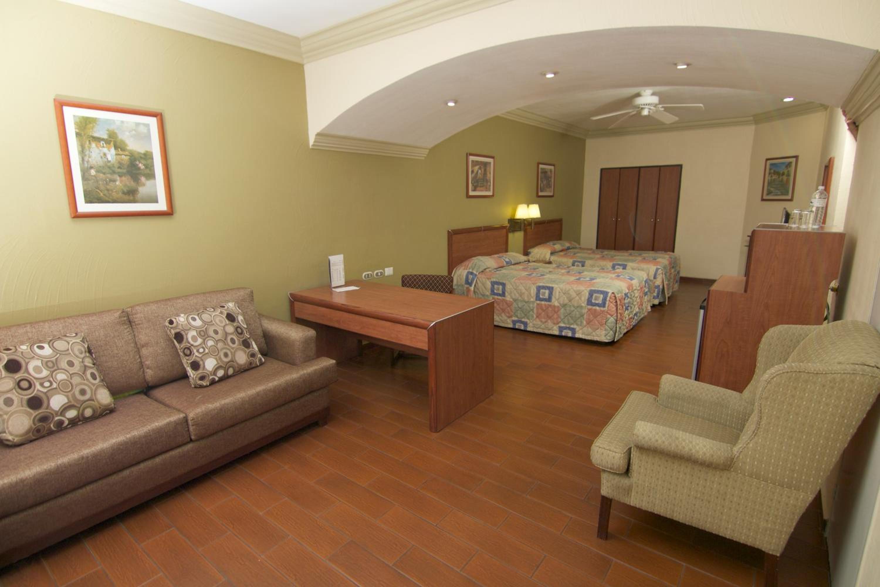 Basic Double Room photo 1