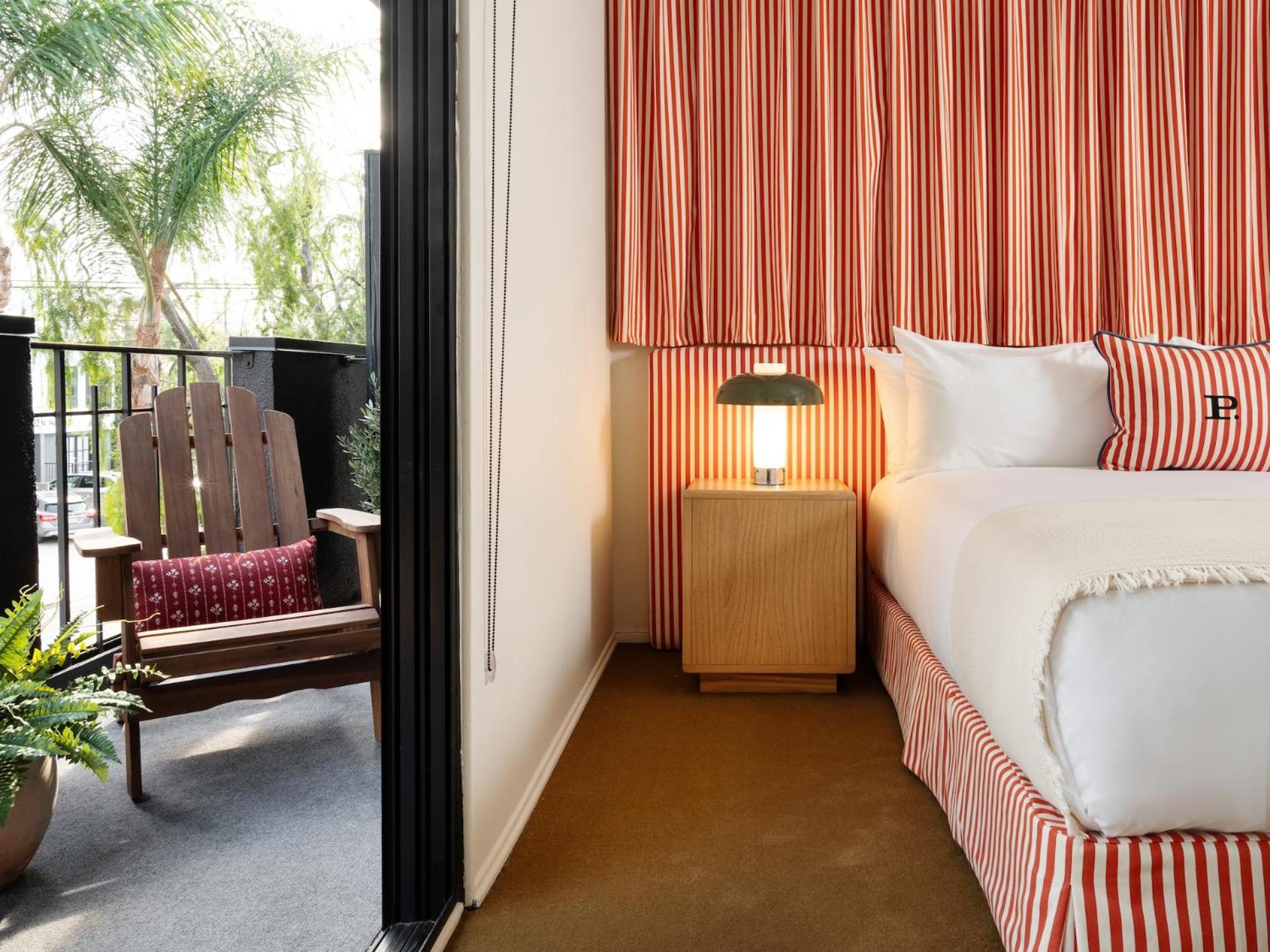 King Room with Balcony photo 1