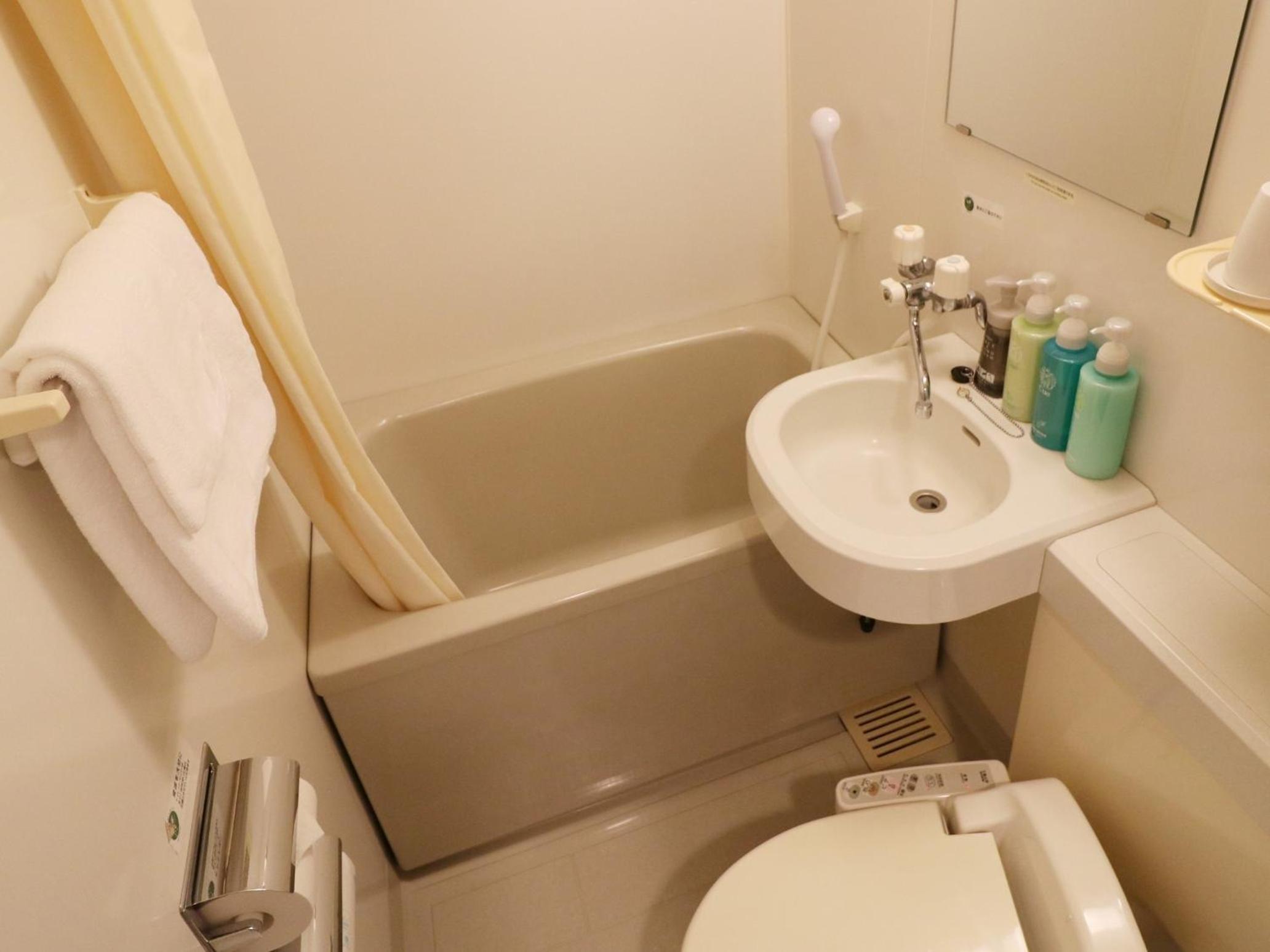 Double Room with Small Double Bed - Non-Smoking - Photo 1