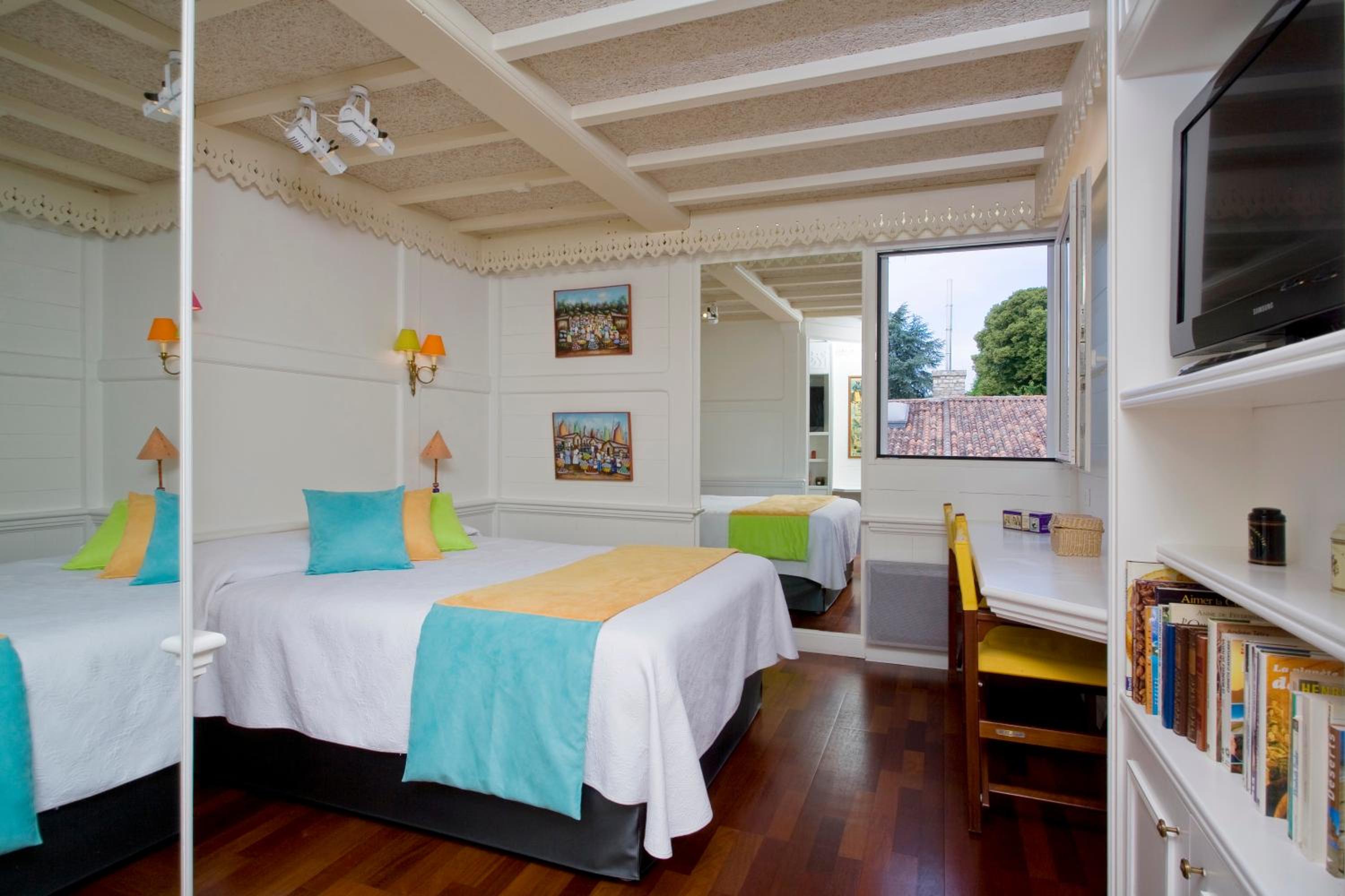 Standard Double Room - Photo 3