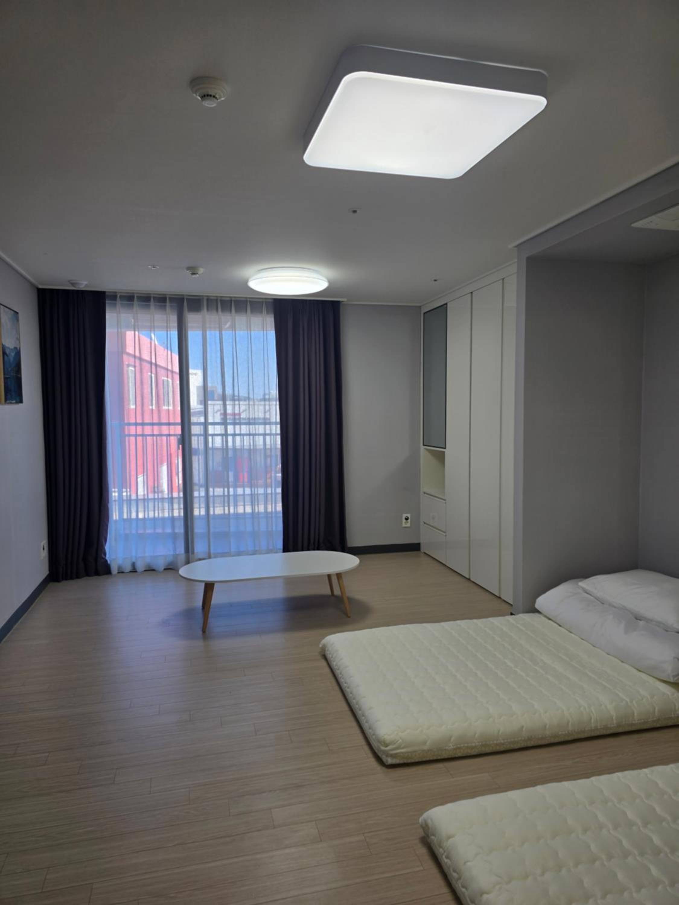 Deluxe Double Room with Balcony photo 3