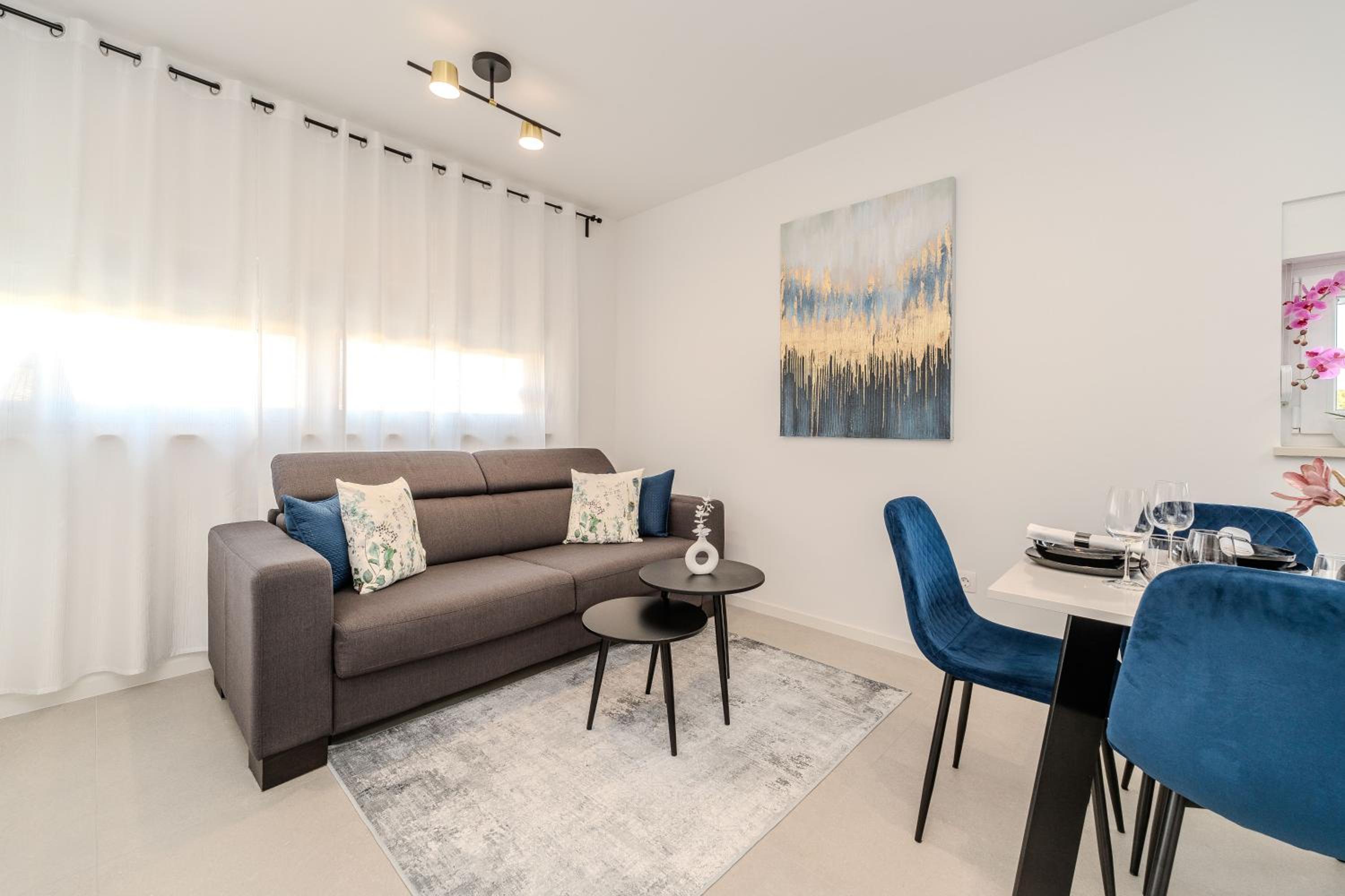 Two-Bedroom Apartment with Terrace photo 2
