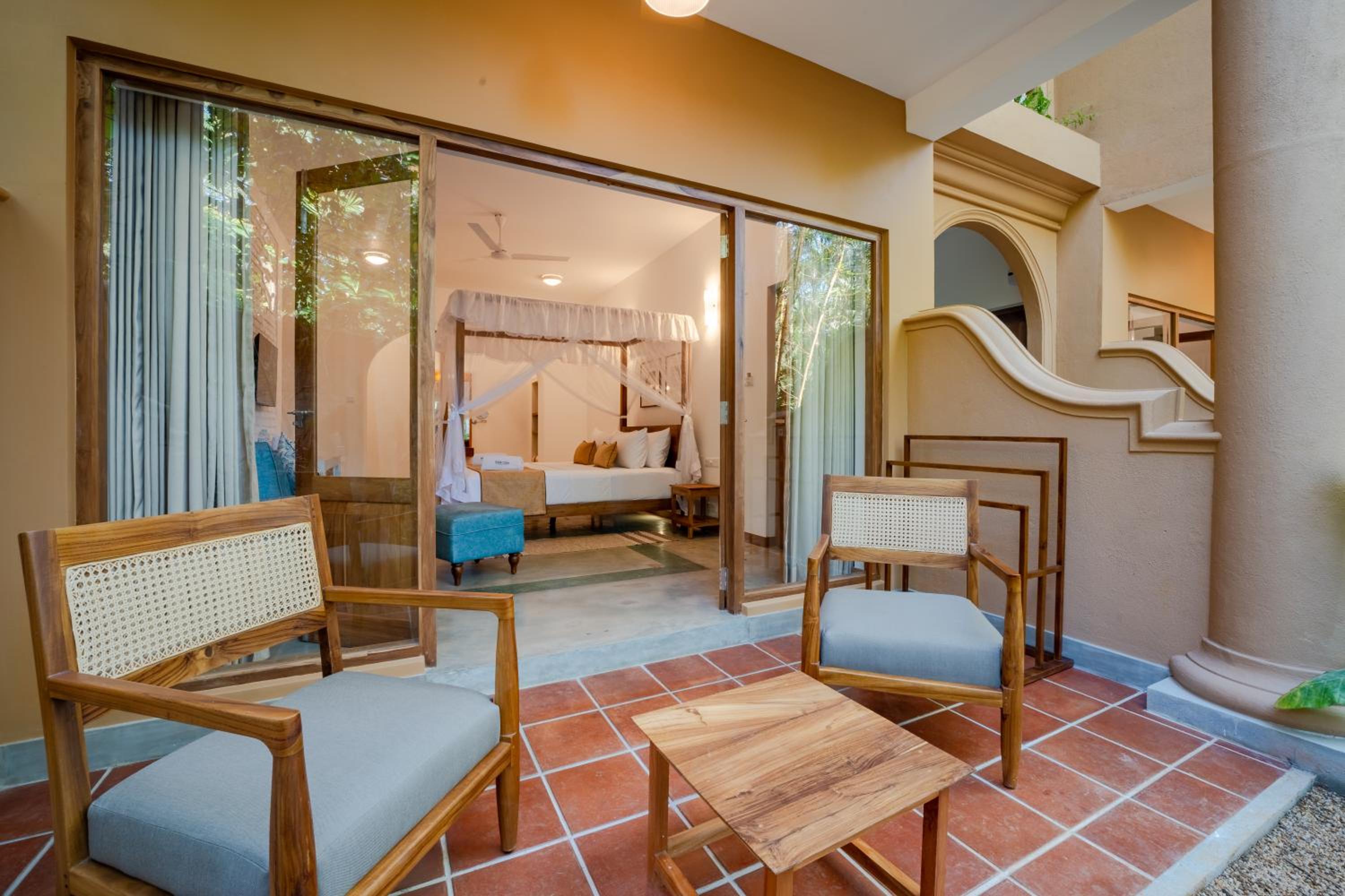 Ground Floor Studio Room with Bathtub